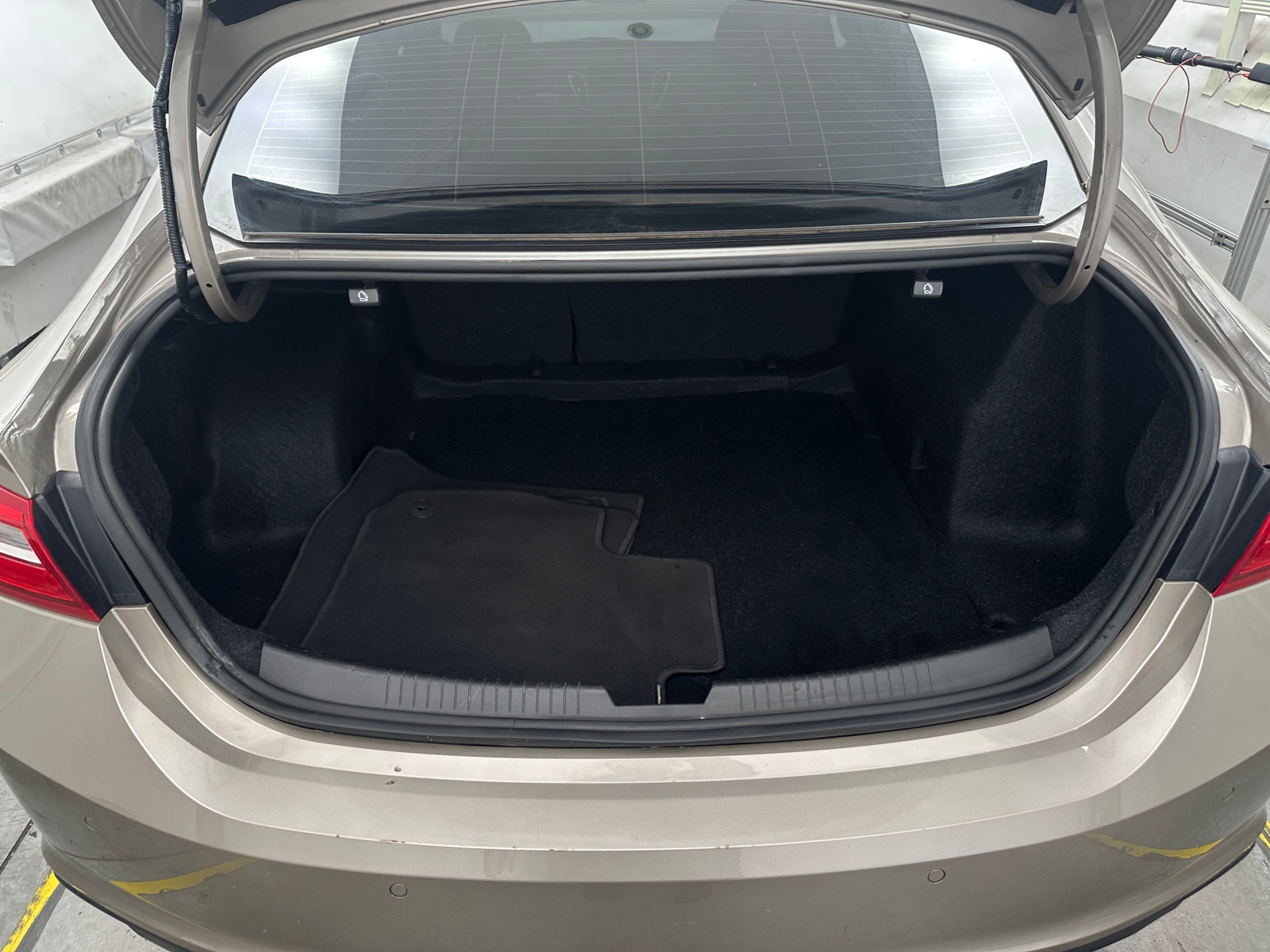 Thumbnail: 2024 Chevrolet Malibu - 7