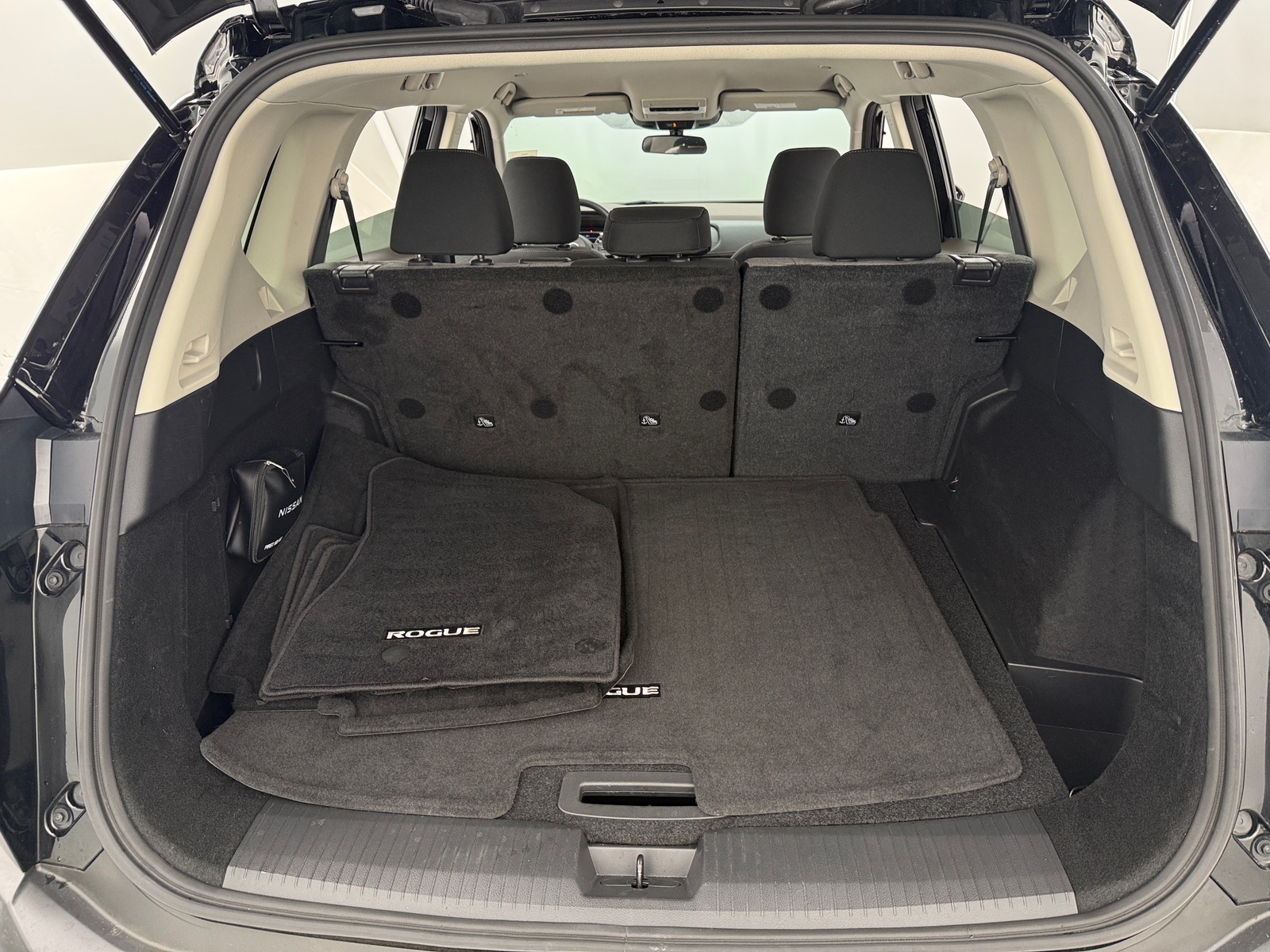 Thumbnail: 2022 Nissan Rogue - 7