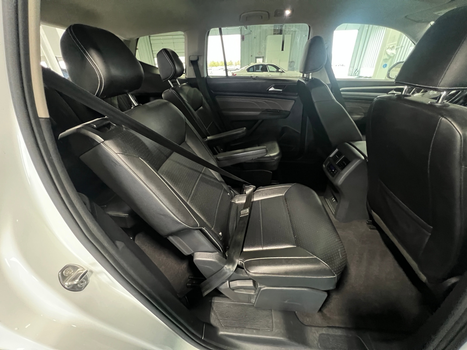 Thumbnail: 2022 Volkswagen Atlas - 5