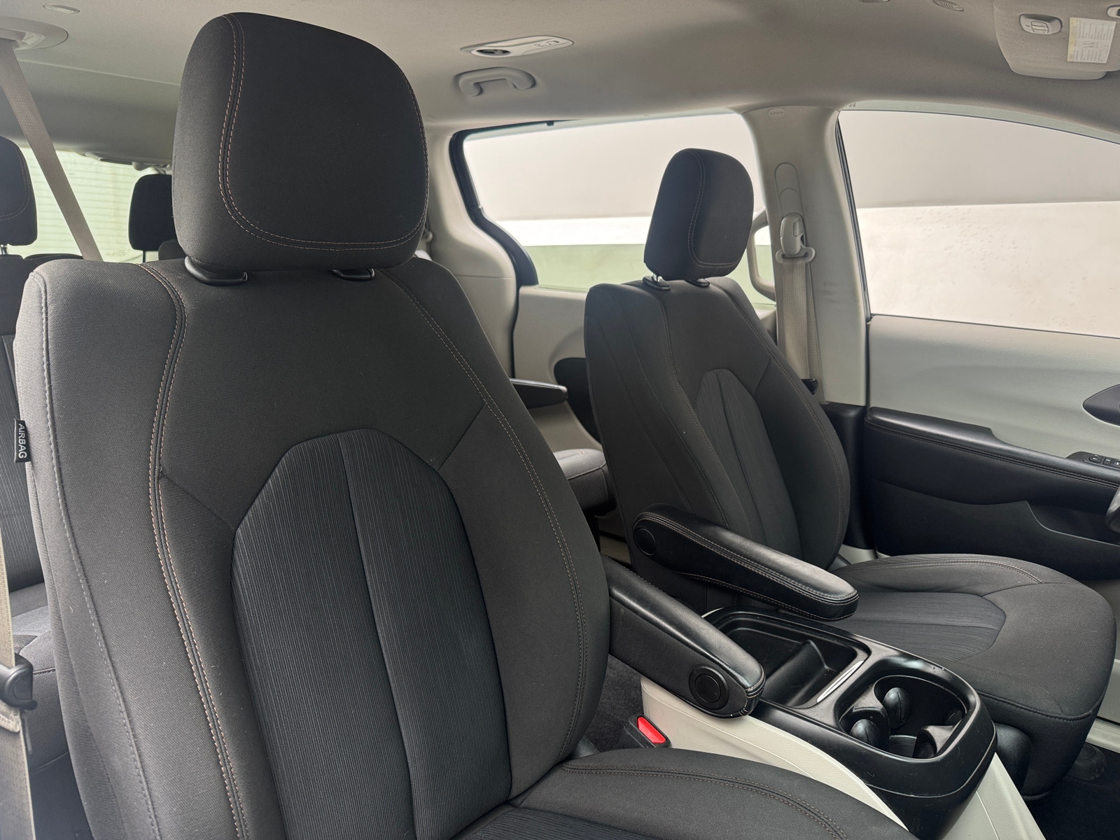 Thumbnail: 2020 Chrysler Pacifica - 2