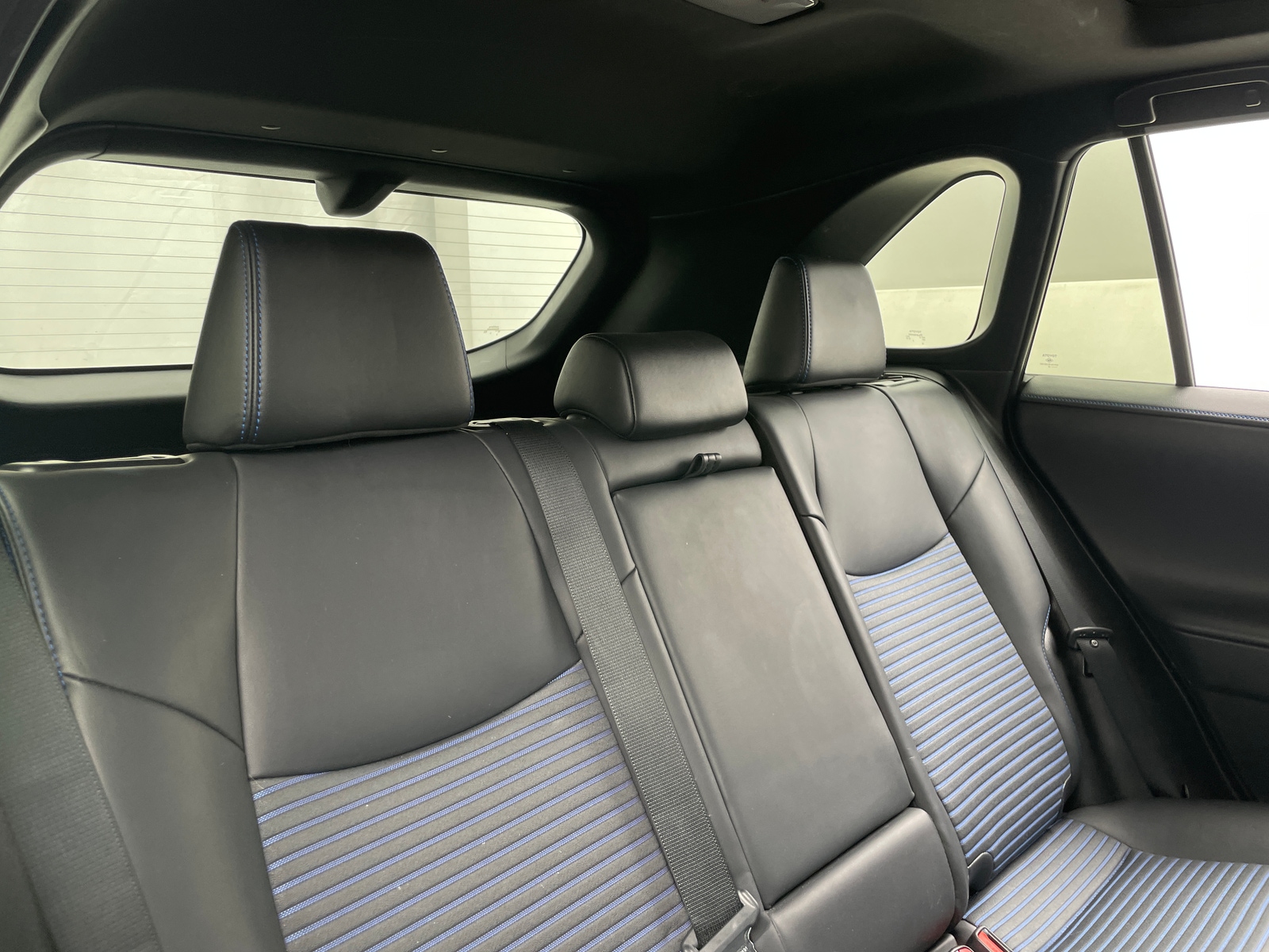 Thumbnail: 2020 Toyota RAV4 - 6