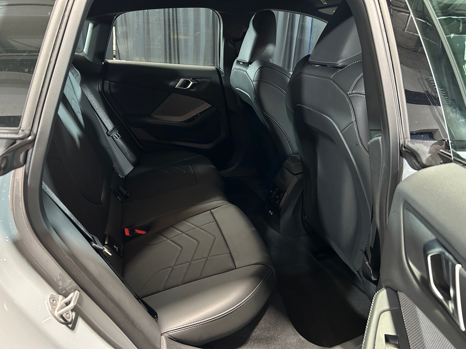 Thumbnail: 2025 BMW 2 Series - 5