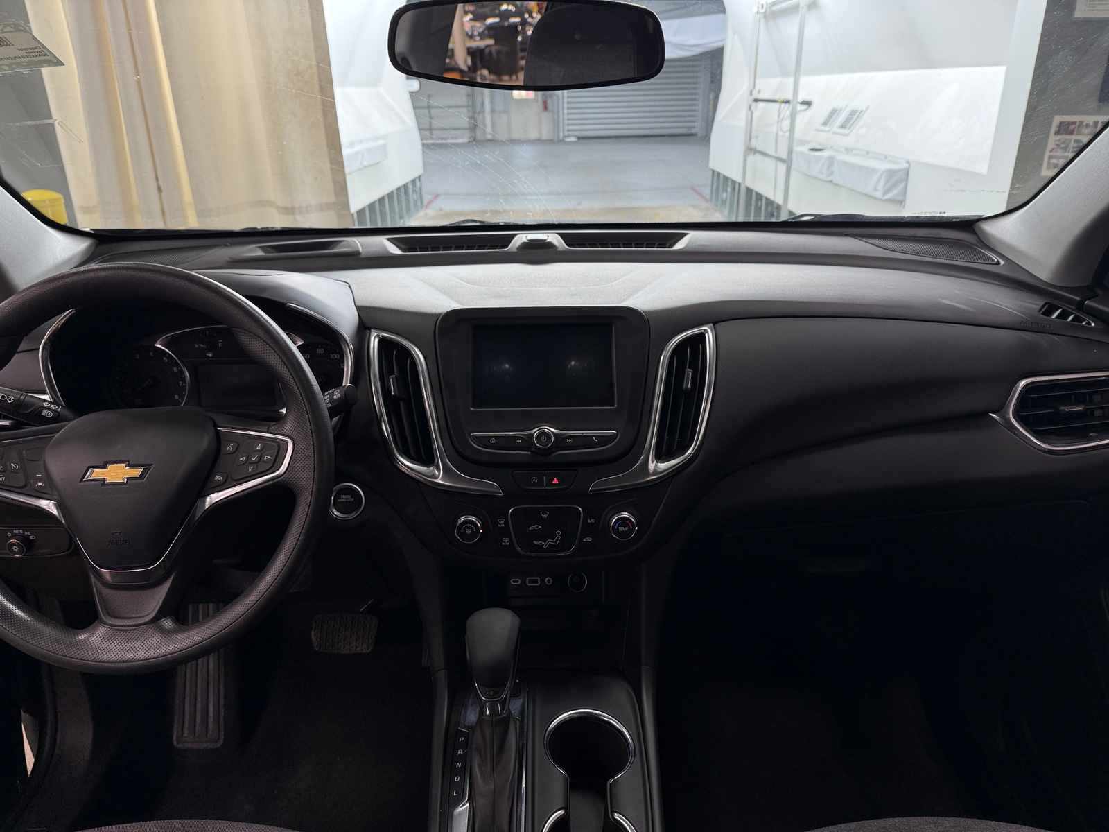 Thumbnail: 2023 Chevrolet Equinox - 3