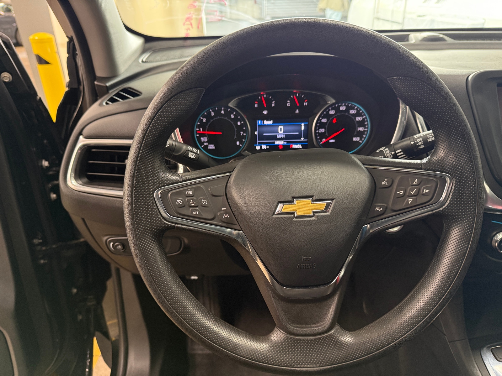 Thumbnail: 2023 Chevrolet Equinox - 5