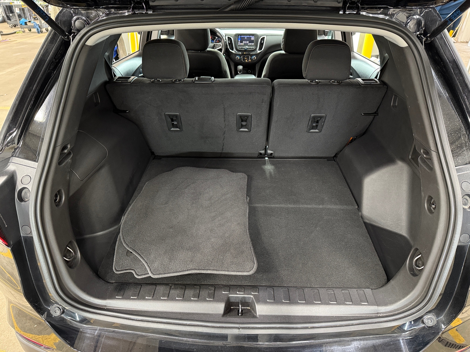 Thumbnail: 2023 Chevrolet Equinox - 7