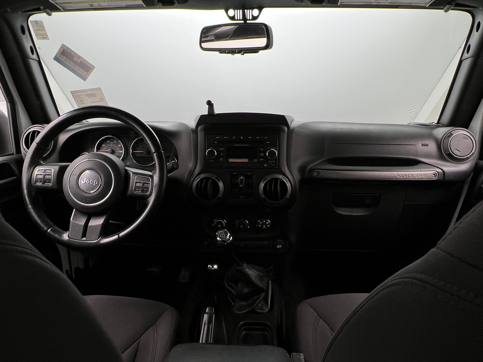 Thumbnail: 2016 Jeep Wrangler - 3