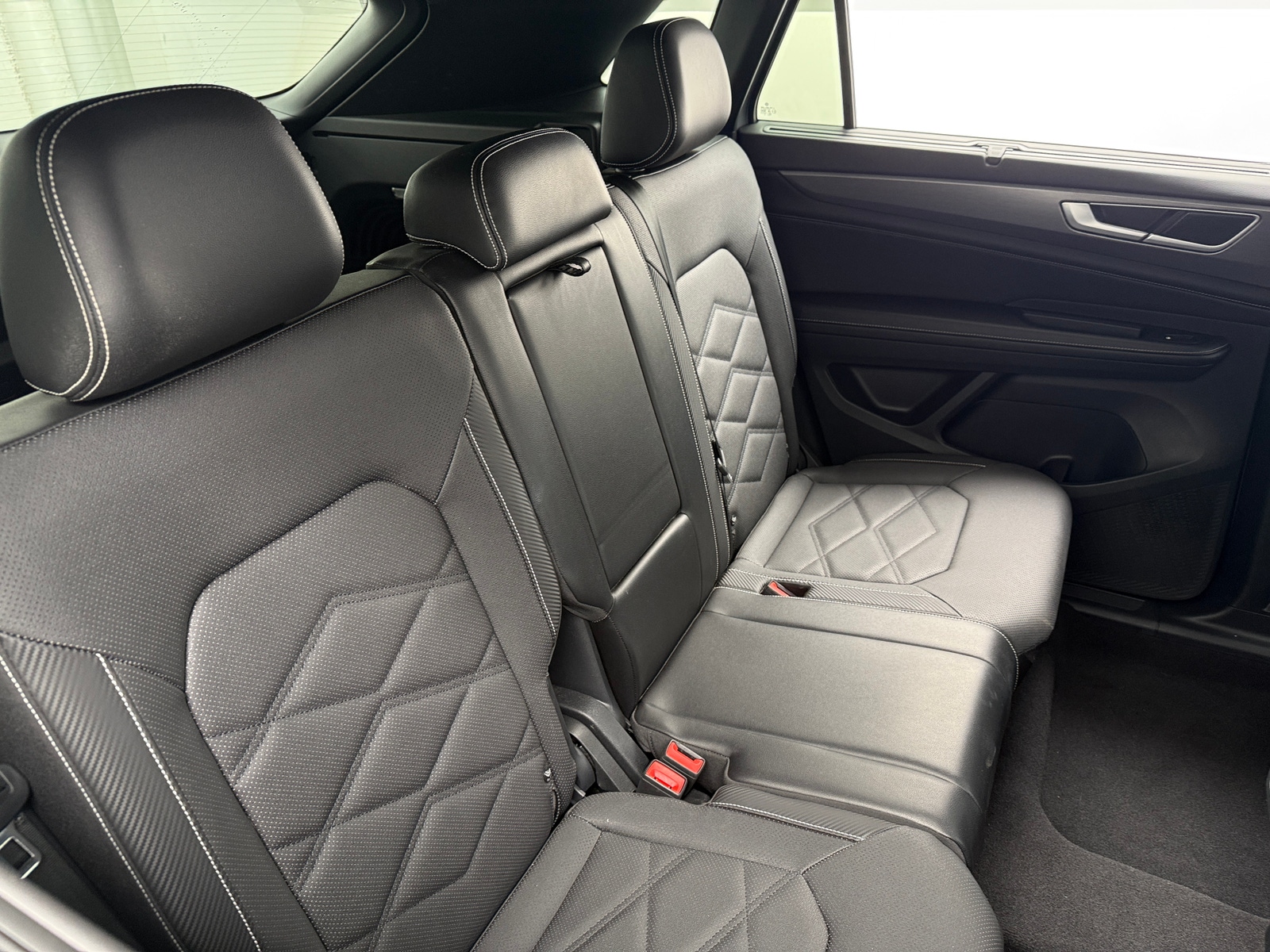 Thumbnail: 2024 Volkswagen Atlas - 5