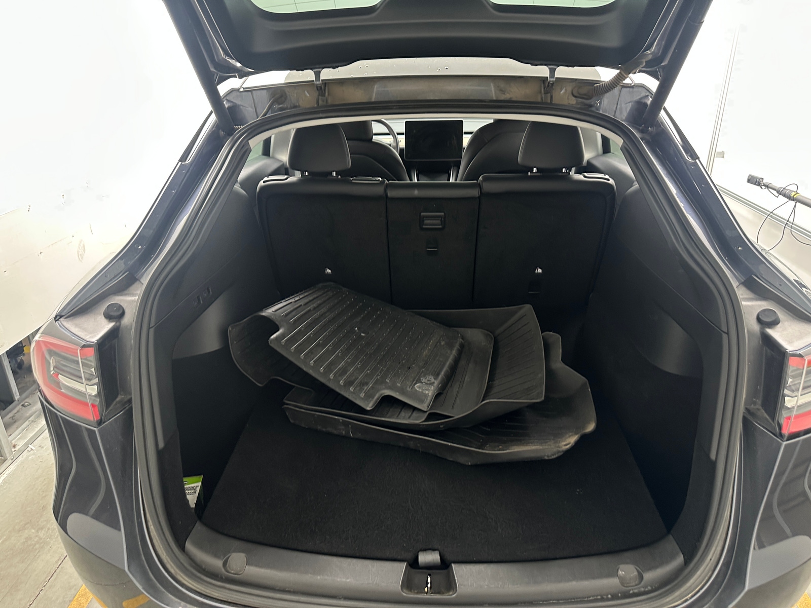 Thumbnail: 2021 Tesla Model Y - 6