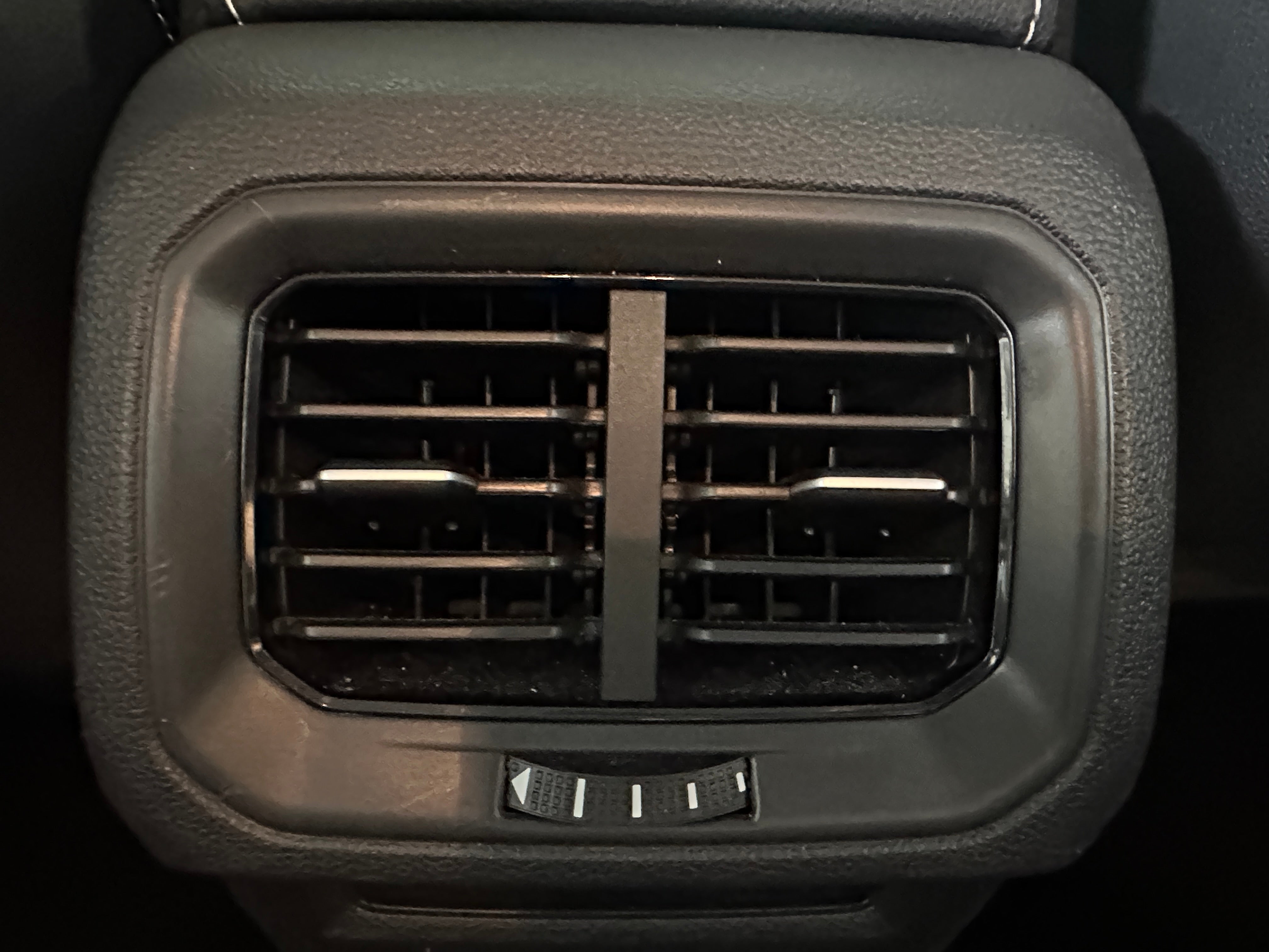 2024 Volkswagen Taos