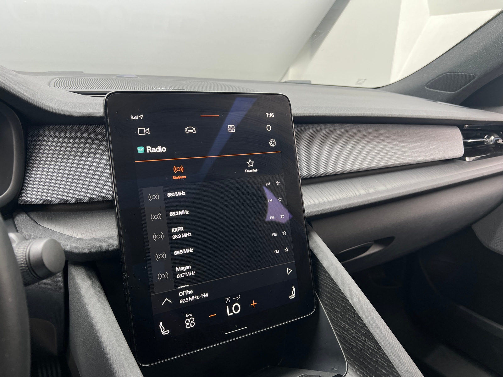 Thumbnail: 2021 Polestar 2 - 4