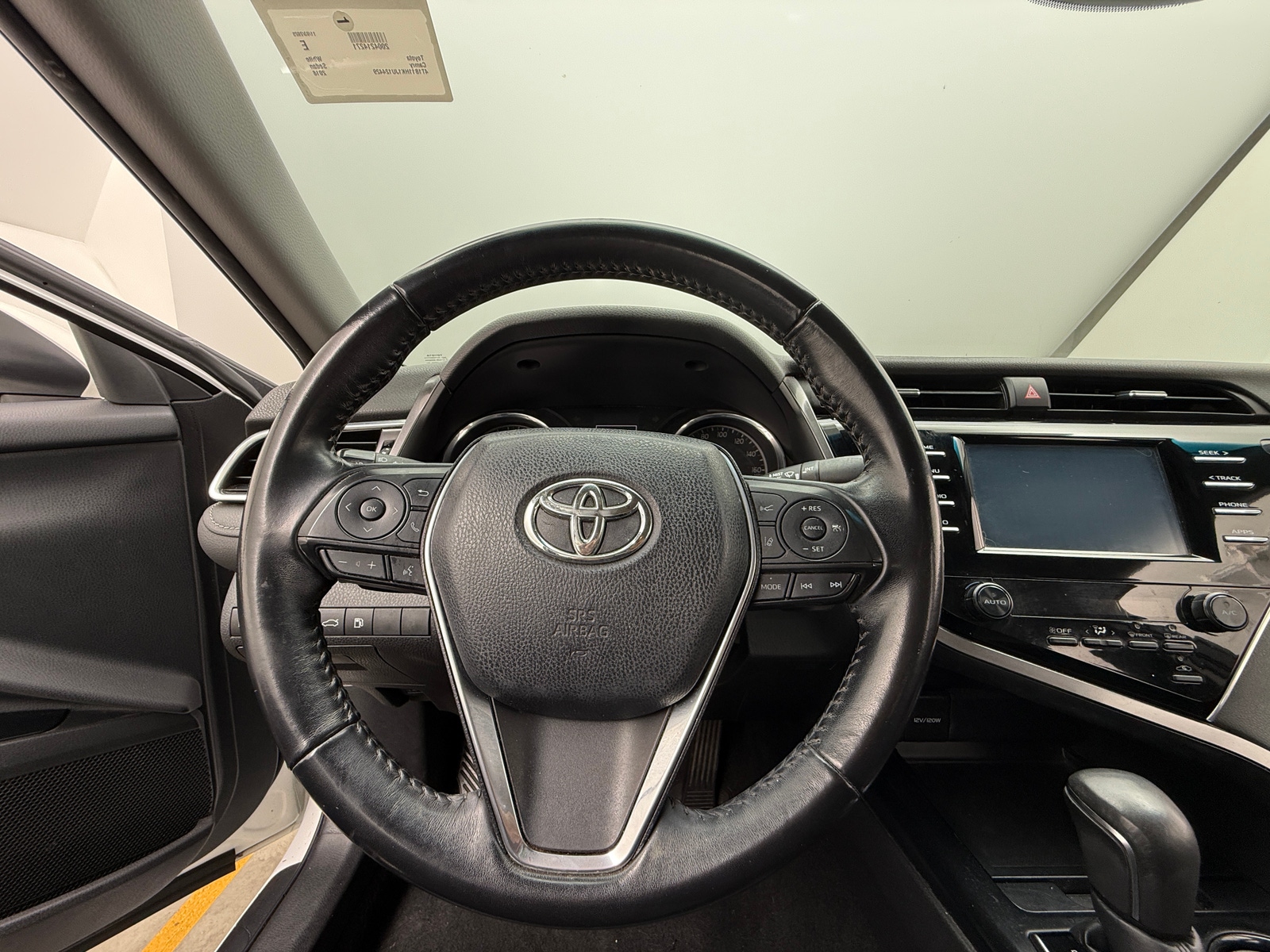 Thumbnail: 2018 Toyota Camry - 5