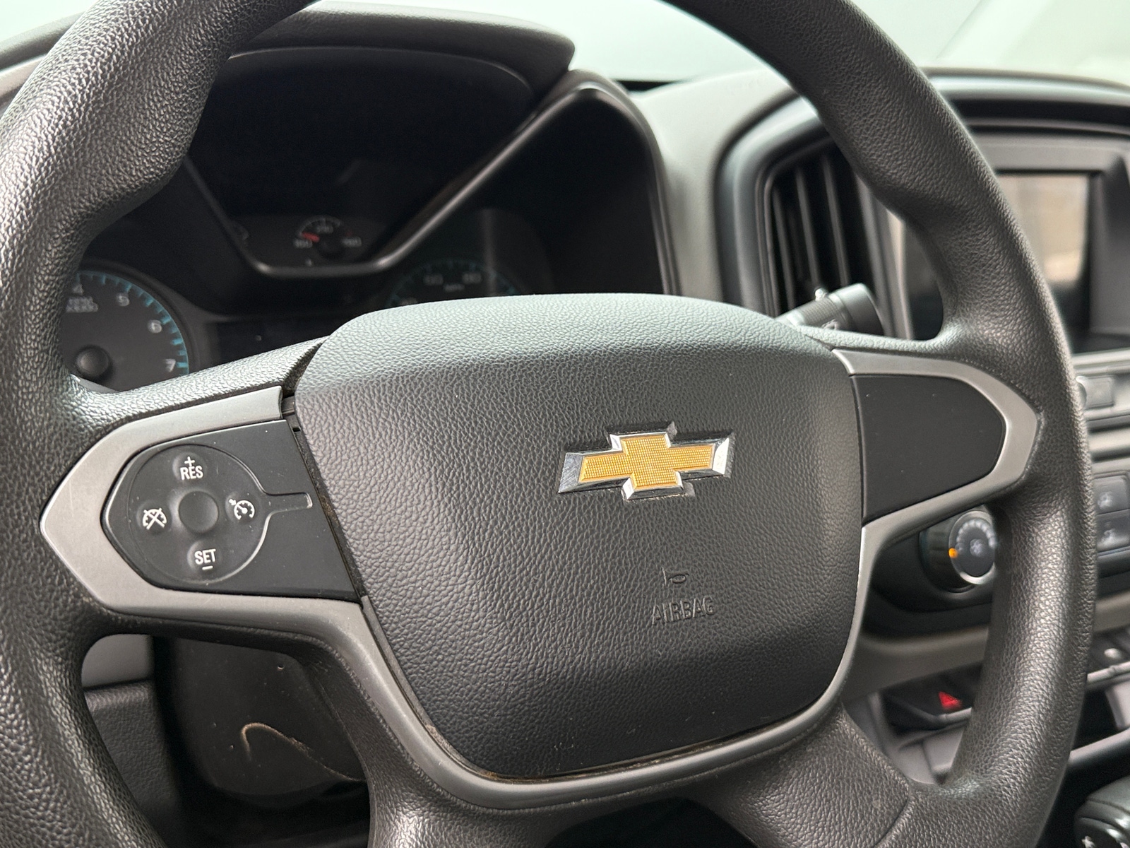 Thumbnail: 2019 Chevrolet Colorado - 5