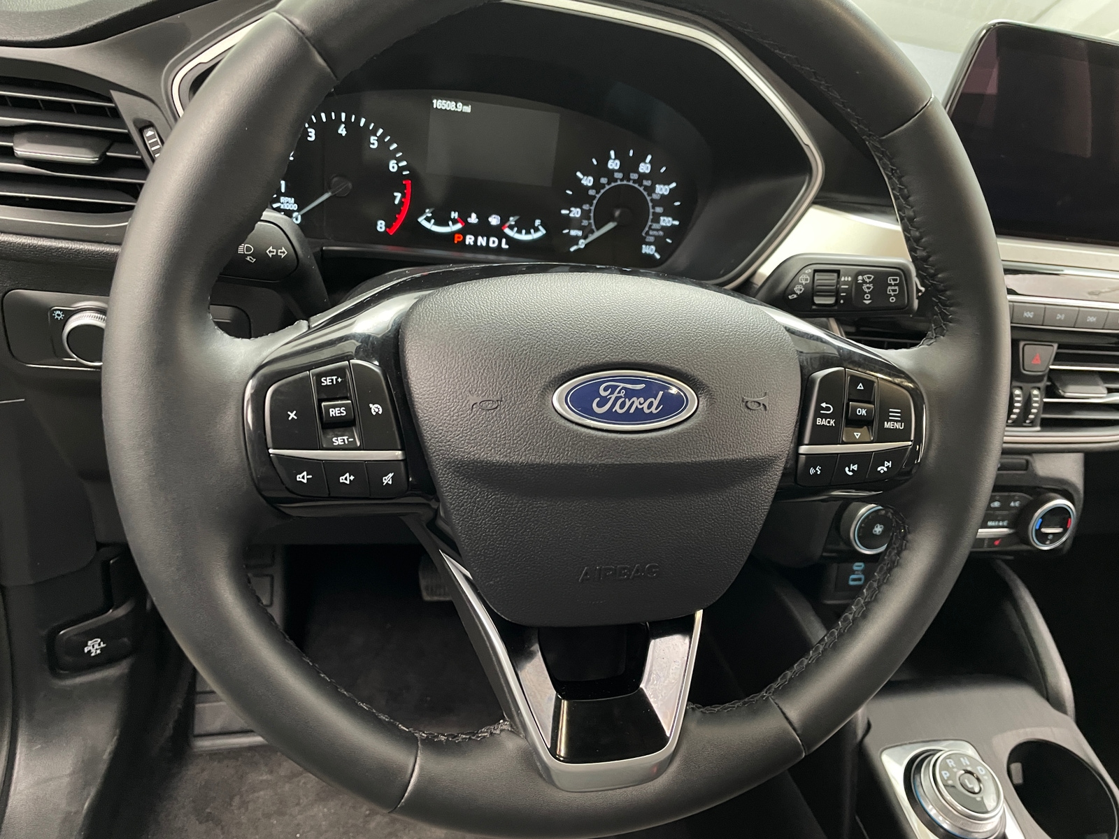 Thumbnail: 2021 Ford Escape - 5