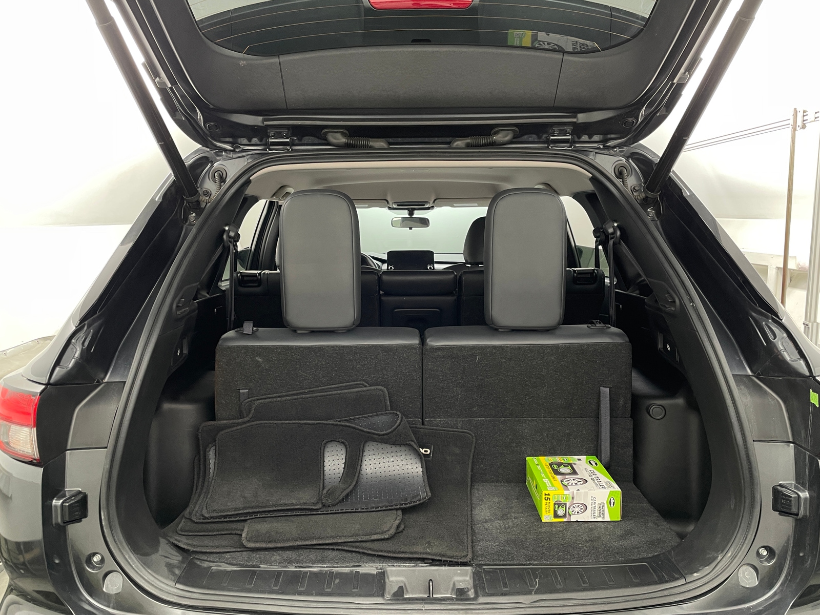 Thumbnail: 2024 Mitsubishi Outlander - 6