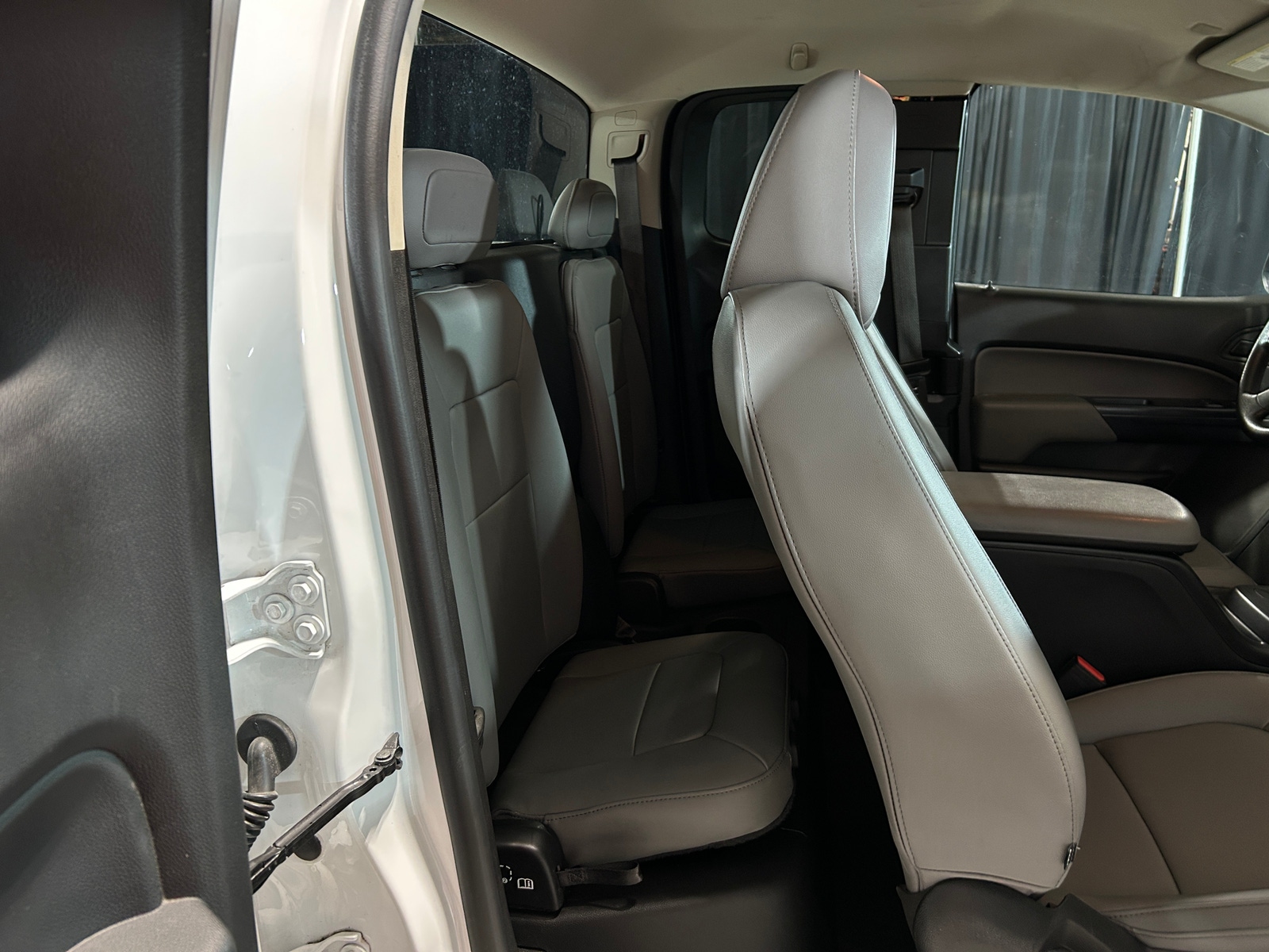 Thumbnail: 2019 Chevrolet Colorado - 6