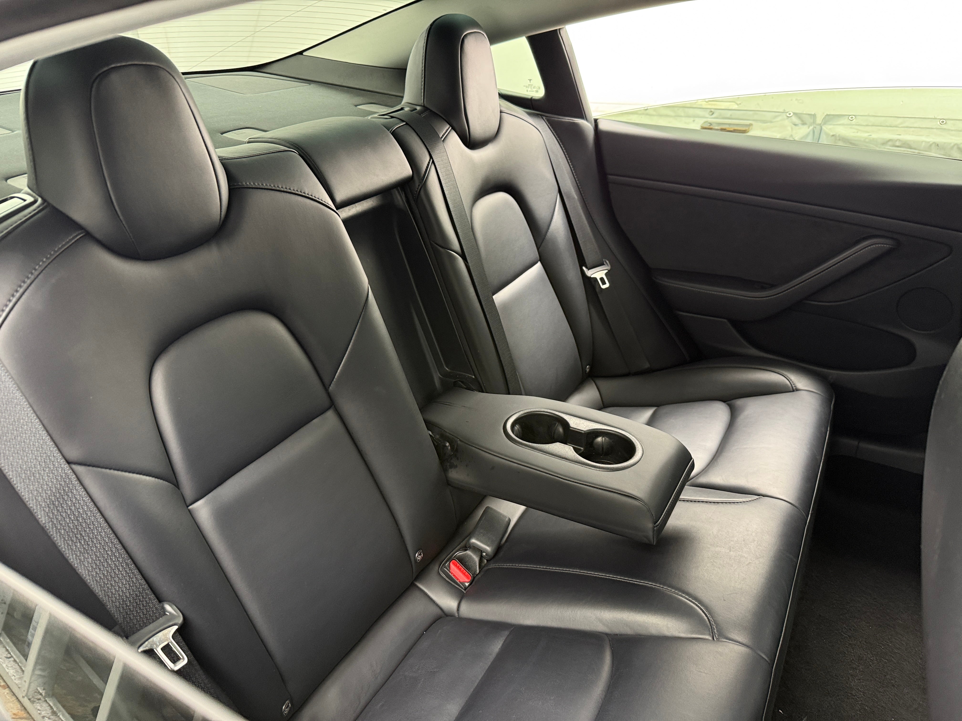 Used 2022 Tesla Model 3 Long Range with VIN 5YJ3E1EB0NF127385 for sale in Oak Creek, WI