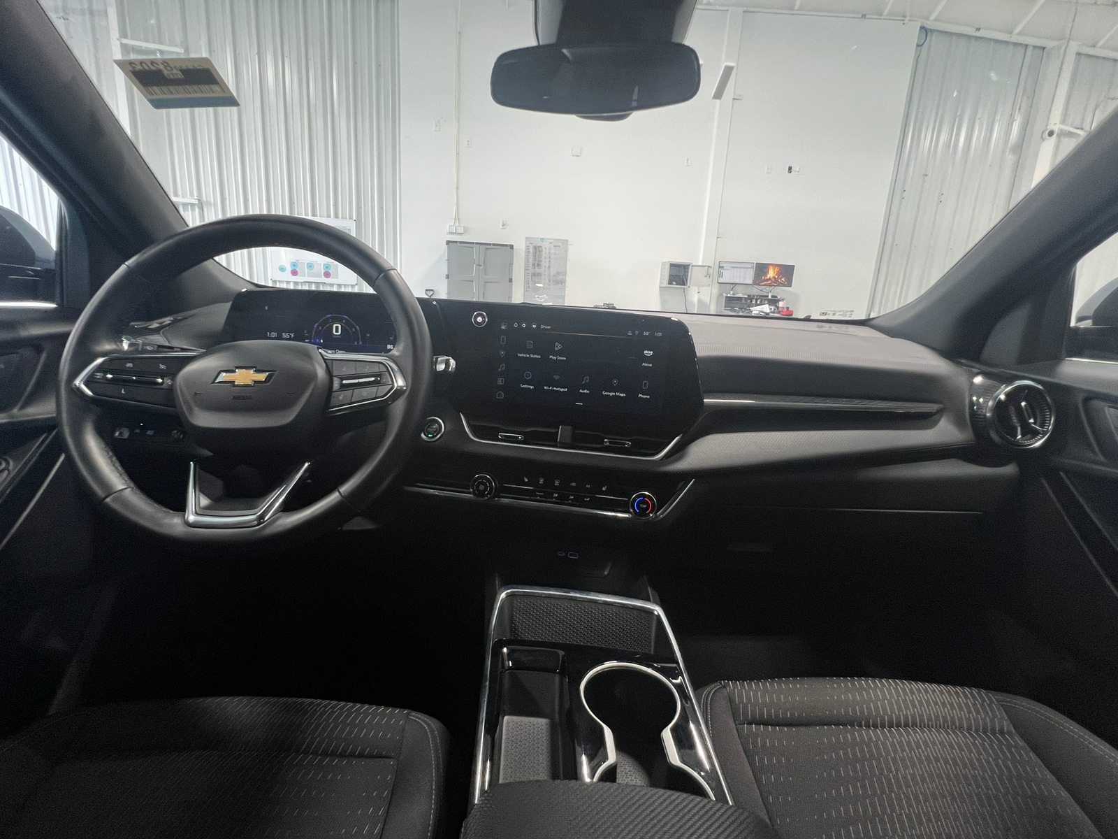 Thumbnail: 2025 Chevrolet Equinox - 3