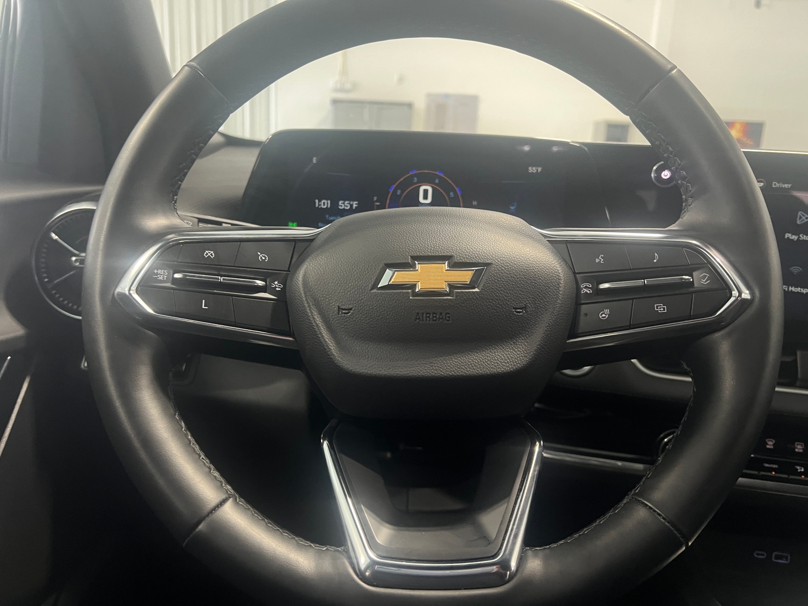 Thumbnail: 2025 Chevrolet Equinox - 5