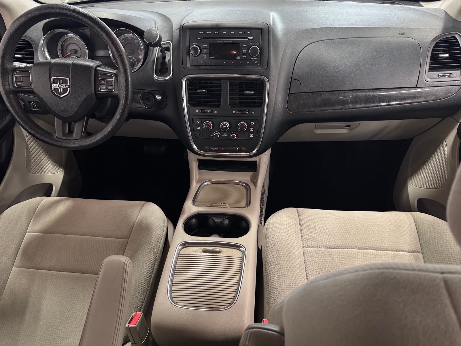 Thumbnail: 2014 Dodge Grand Caravan - 3