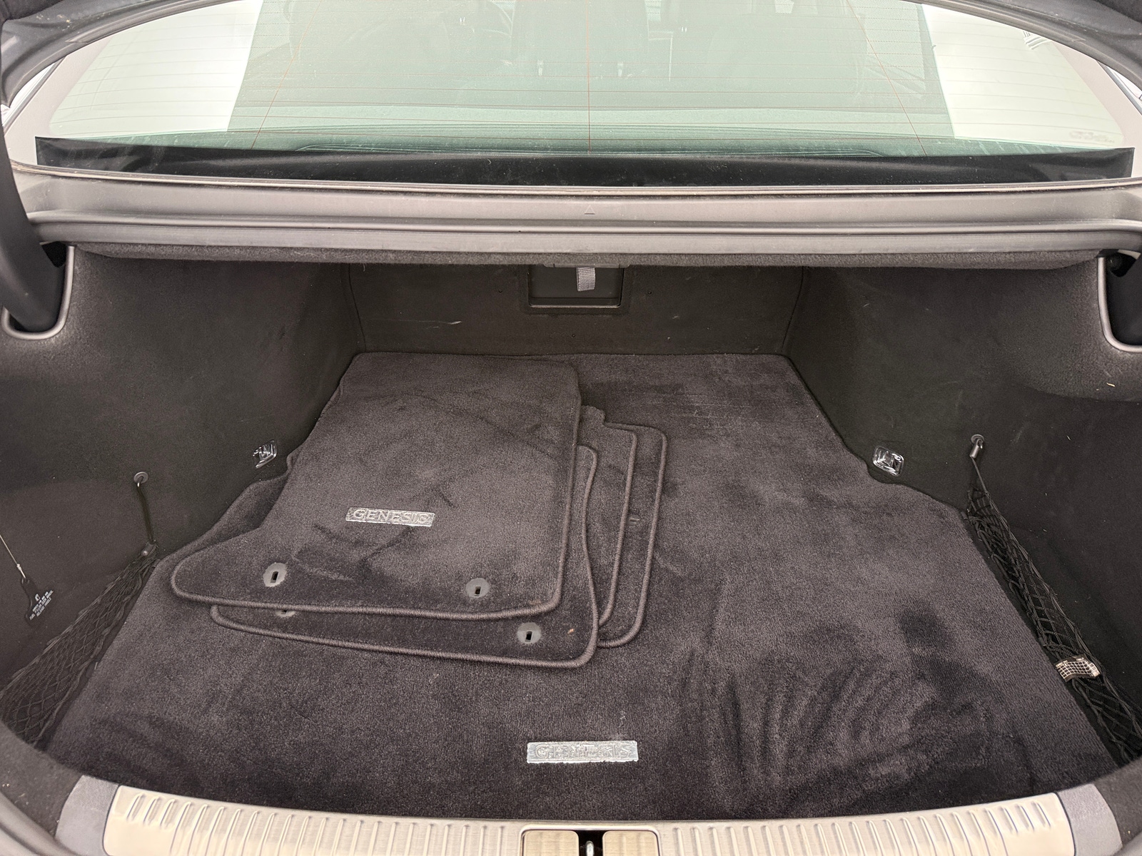 Thumbnail: 2018 Genesis G90 - 6