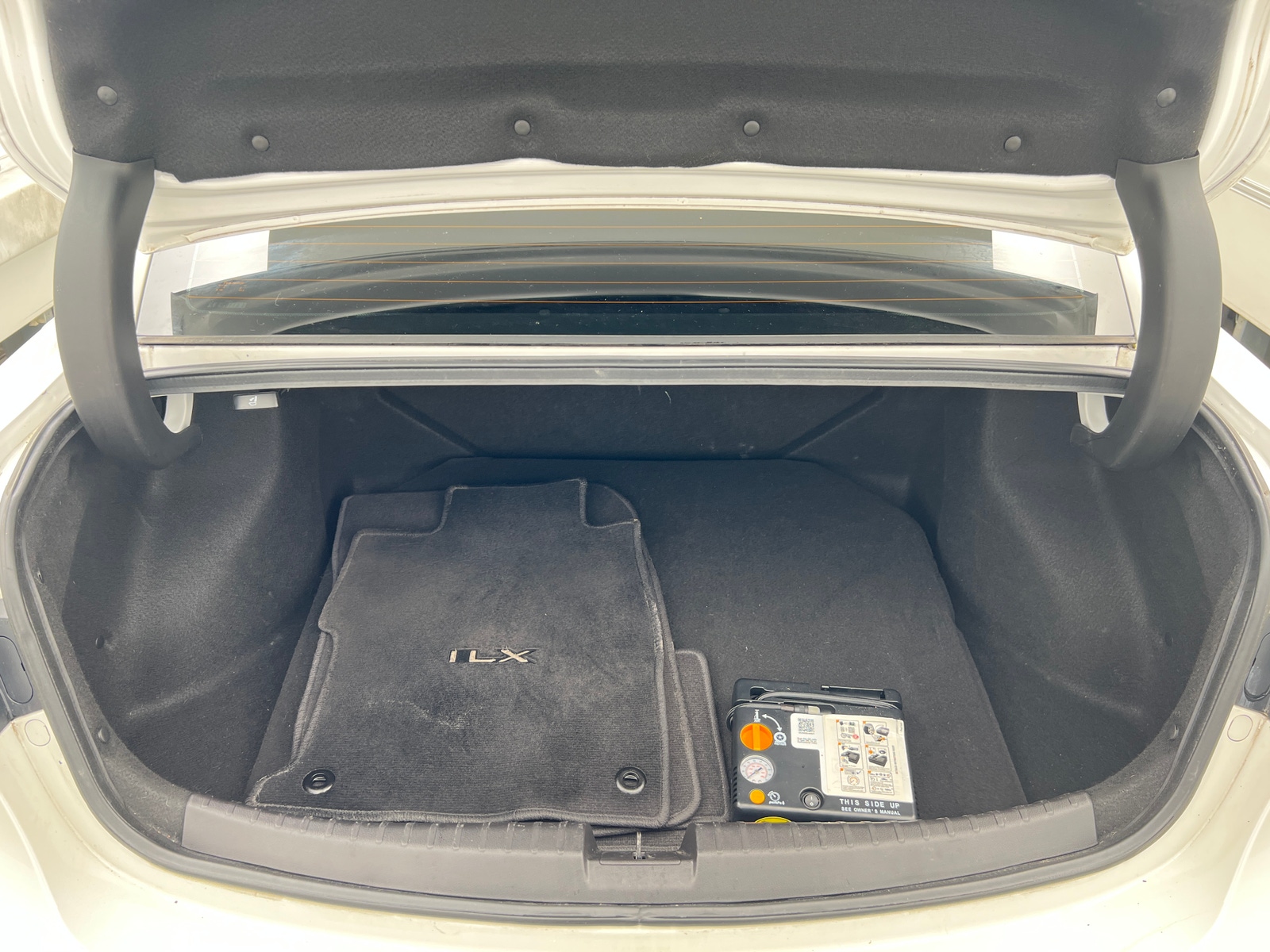 Thumbnail: 2019 Acura ILX - 6