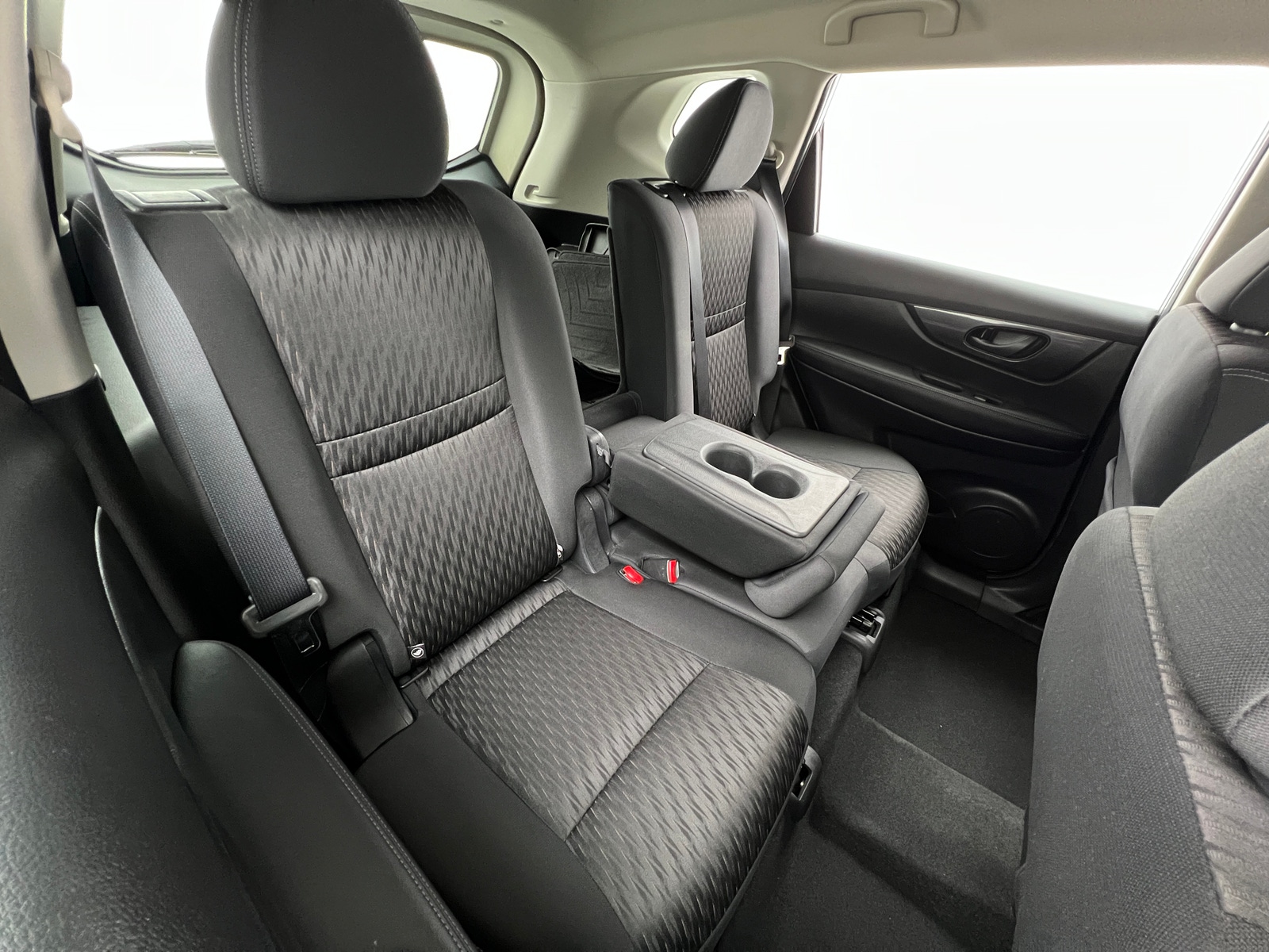 Thumbnail: 2019 Nissan Rogue - 6