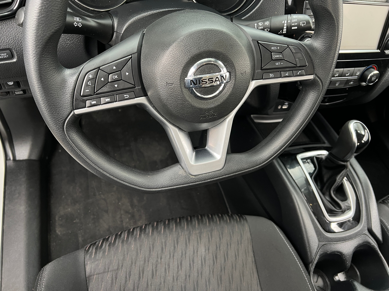 Thumbnail: 2019 Nissan Rogue - 5