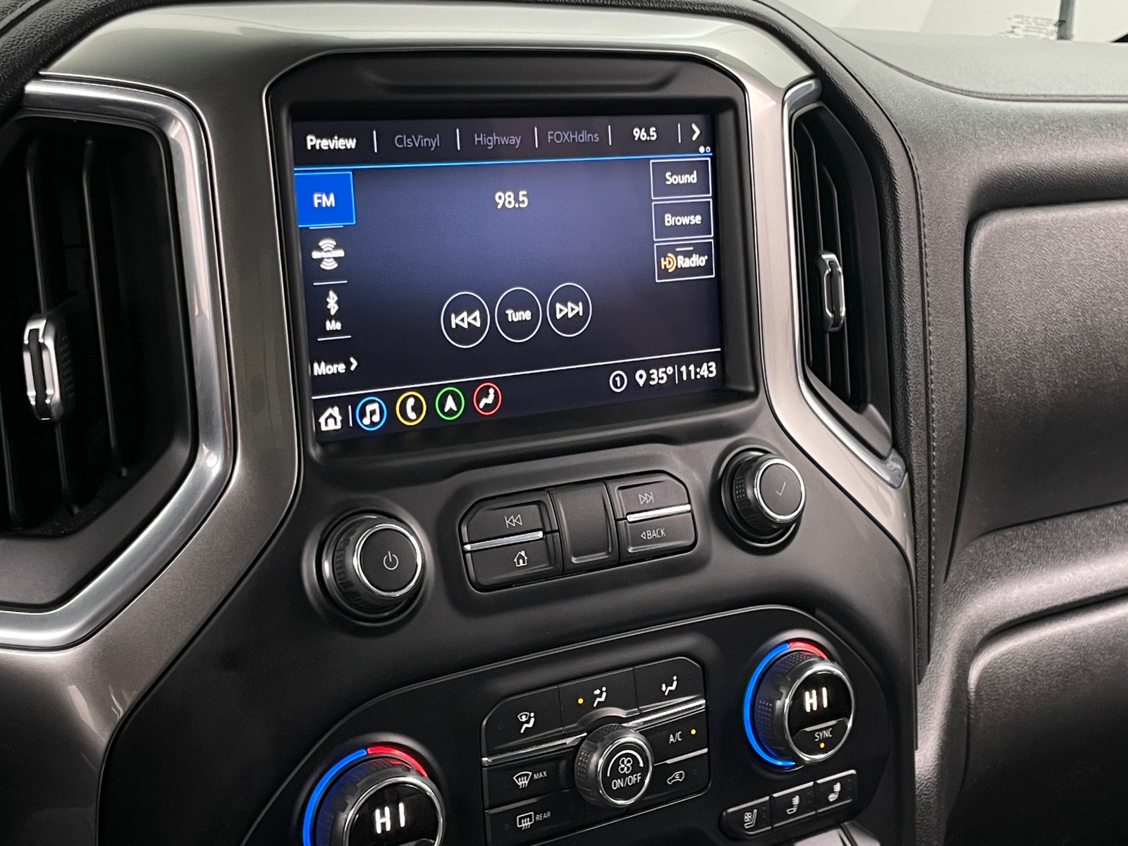 Thumbnail: 2020 Chevrolet Silverado 2500 - 3