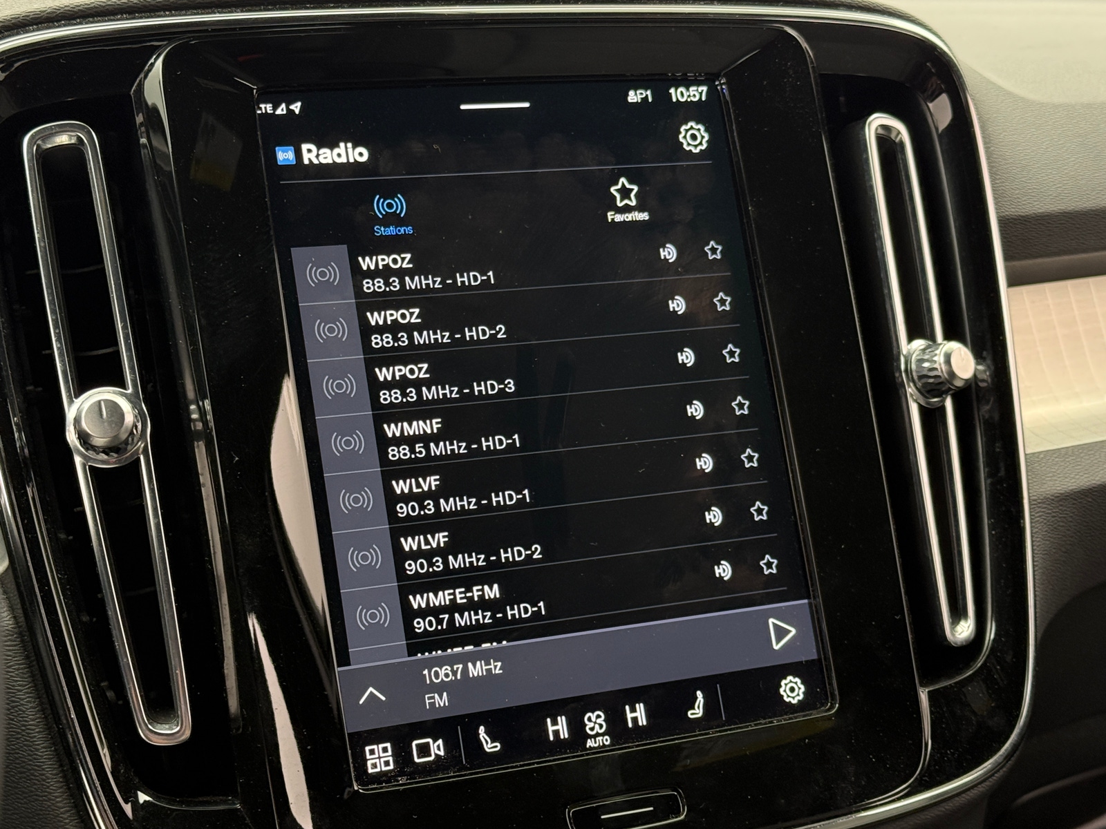 Thumbnail: 2024 Volvo XC40 - 4