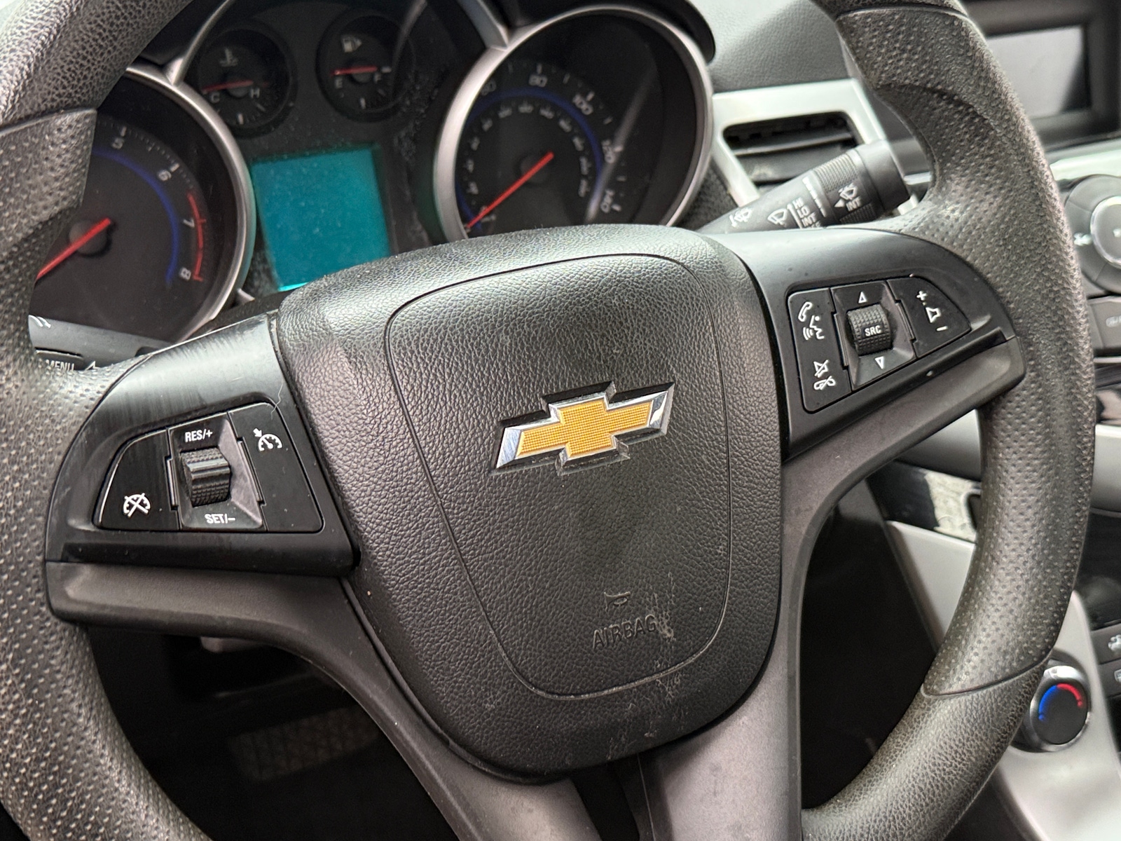 Thumbnail: 2016 Chevrolet Cruze - 5