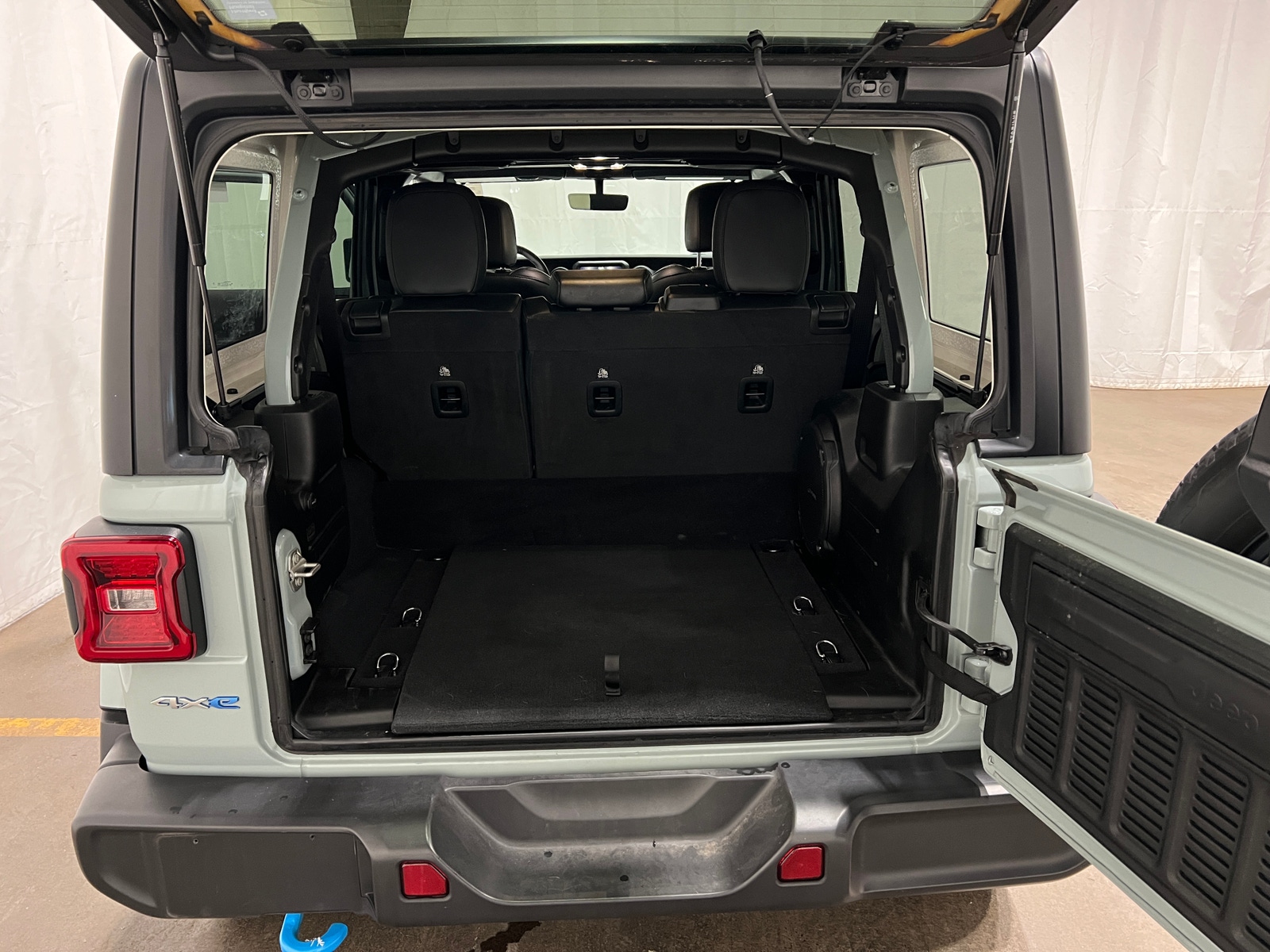 Thumbnail: 2023 Jeep Wrangler - 6