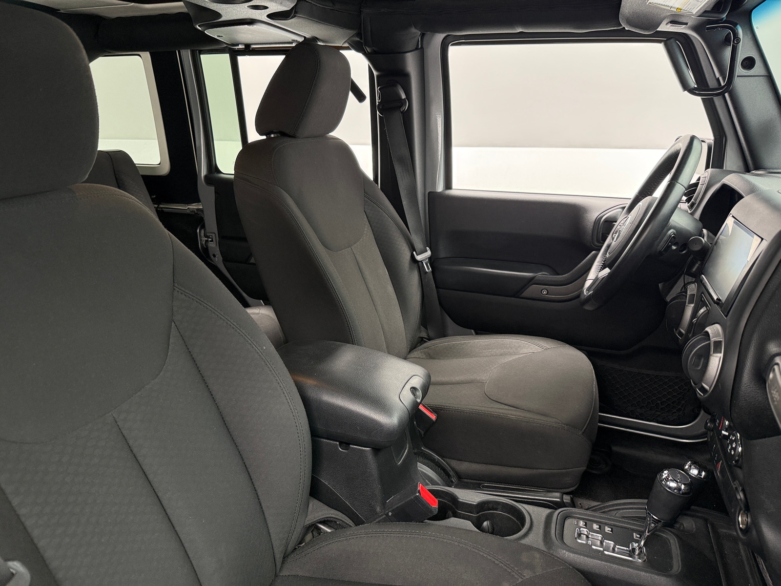 Thumbnail: 2017 Jeep Wrangler - 2