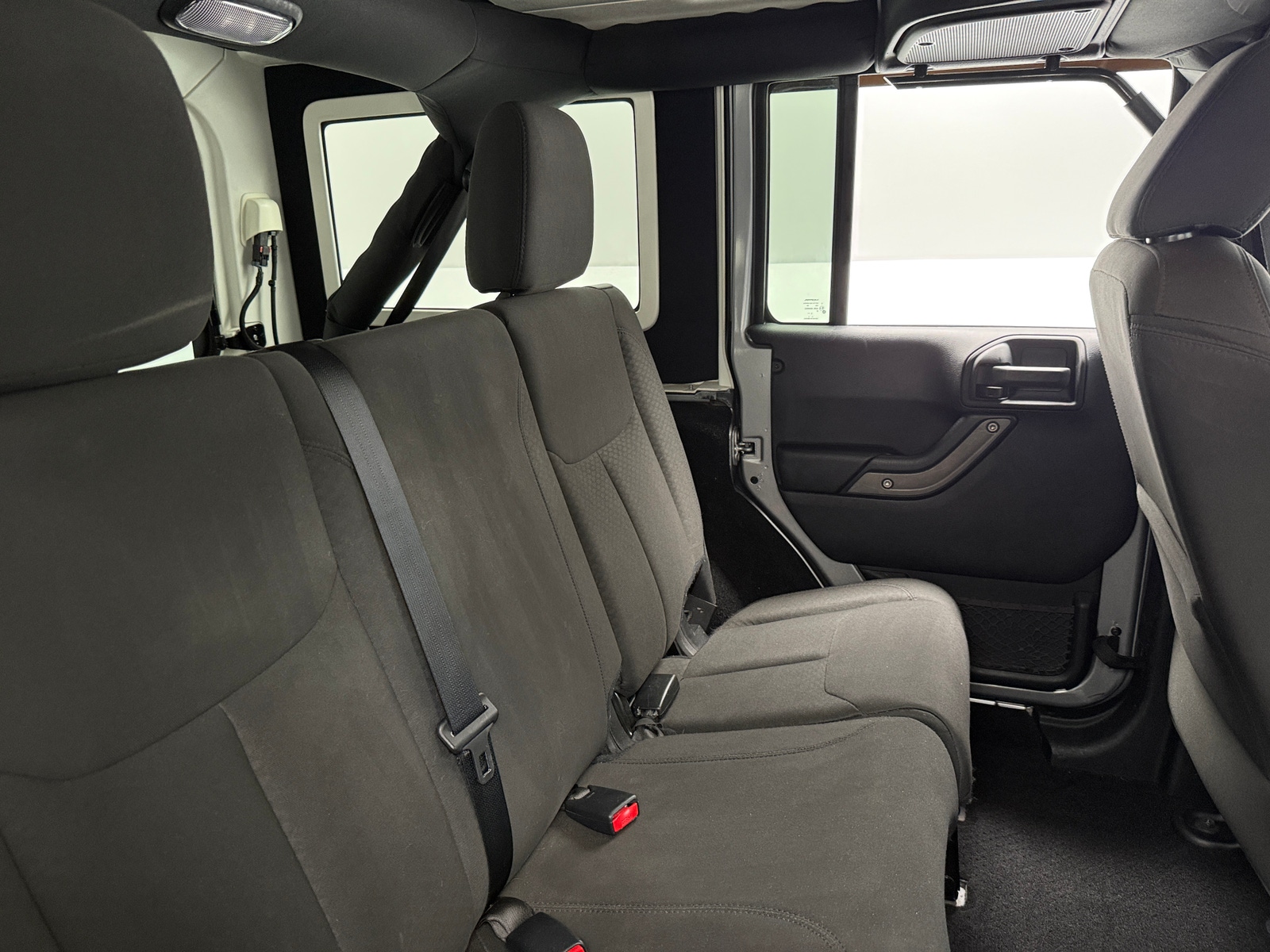 Thumbnail: 2017 Jeep Wrangler - 6