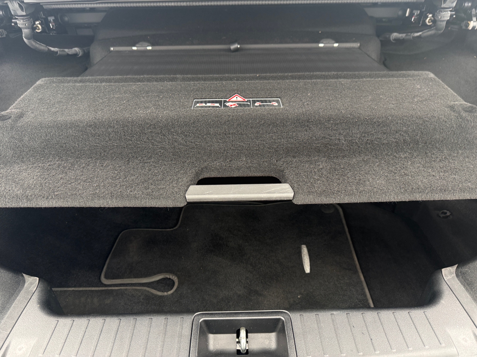 Thumbnail: 2015 Mercedes-Benz SL-Class - 4