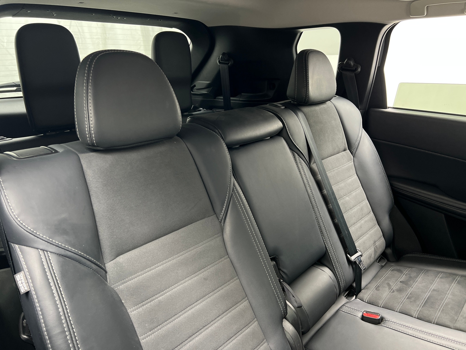 Thumbnail: 2024 Mitsubishi Outlander - 5