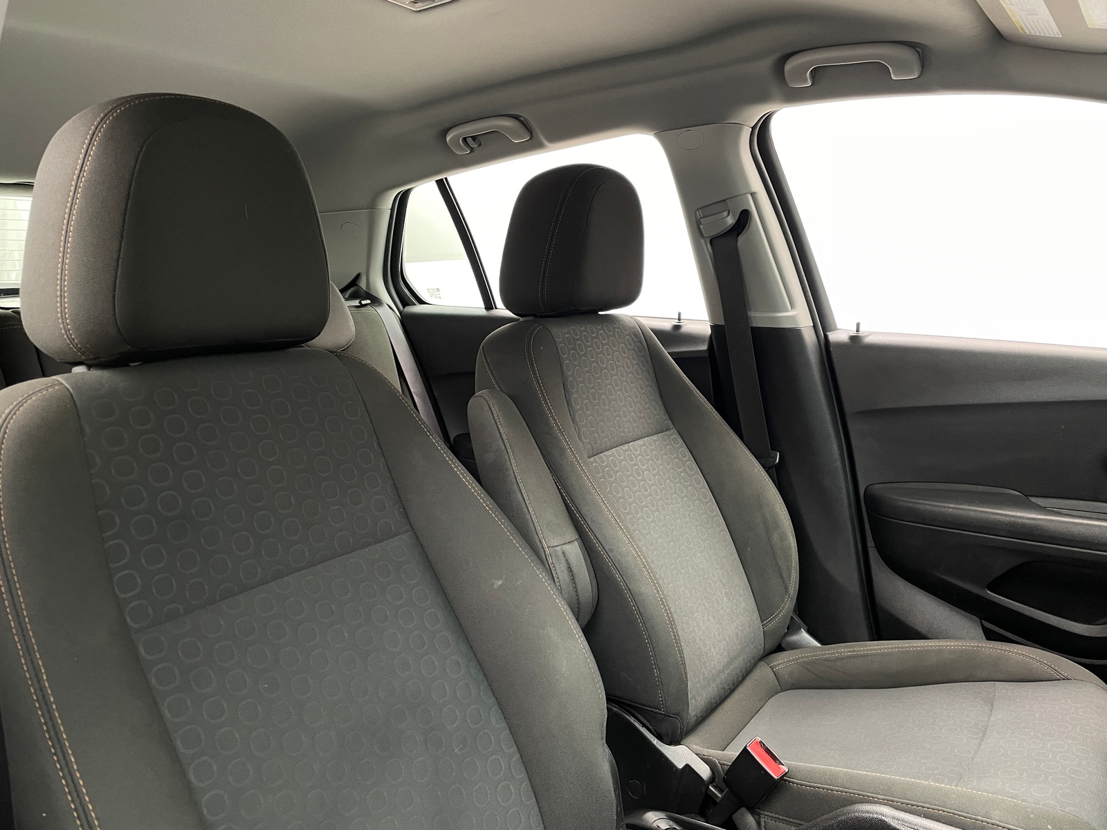 Thumbnail: 2018 Chevrolet Trax - 2