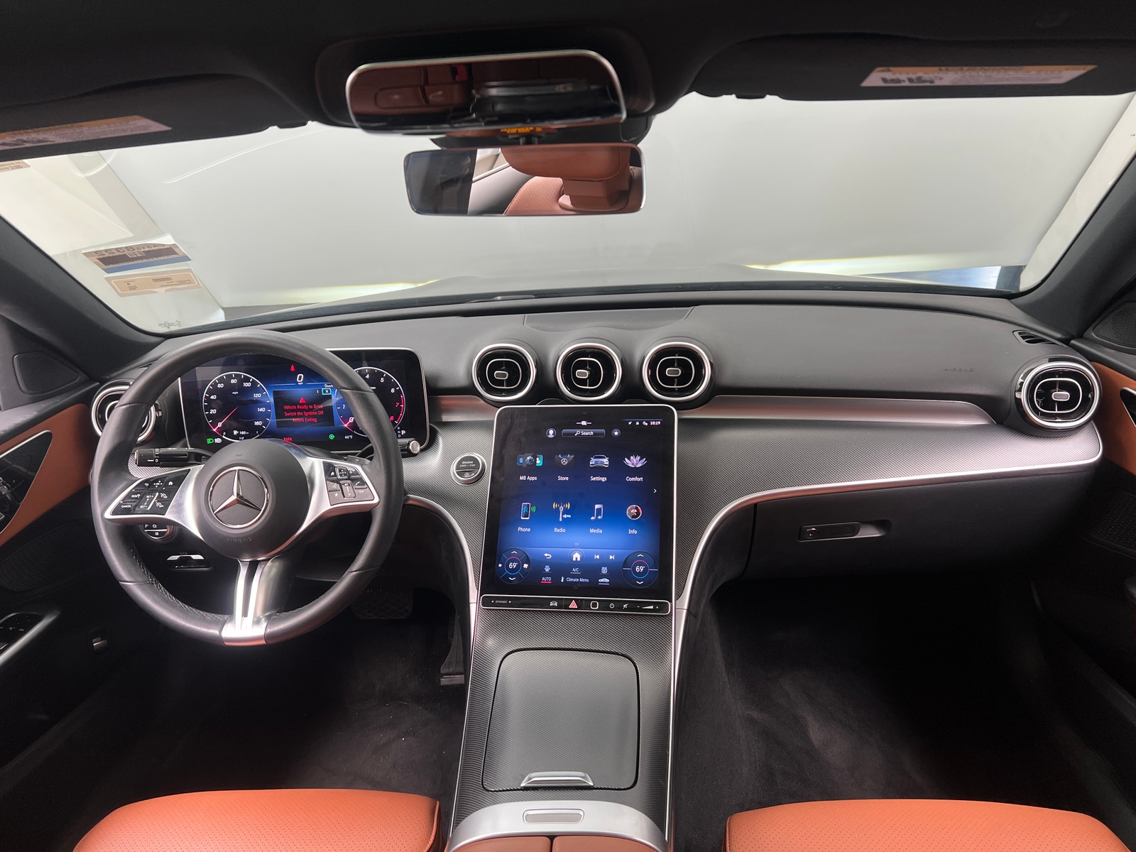 Thumbnail: 2023 Mercedes-Benz C-Class - 2