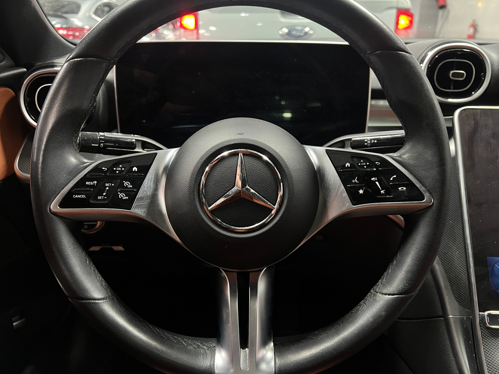 Thumbnail: 2023 Mercedes-Benz C-Class - 4