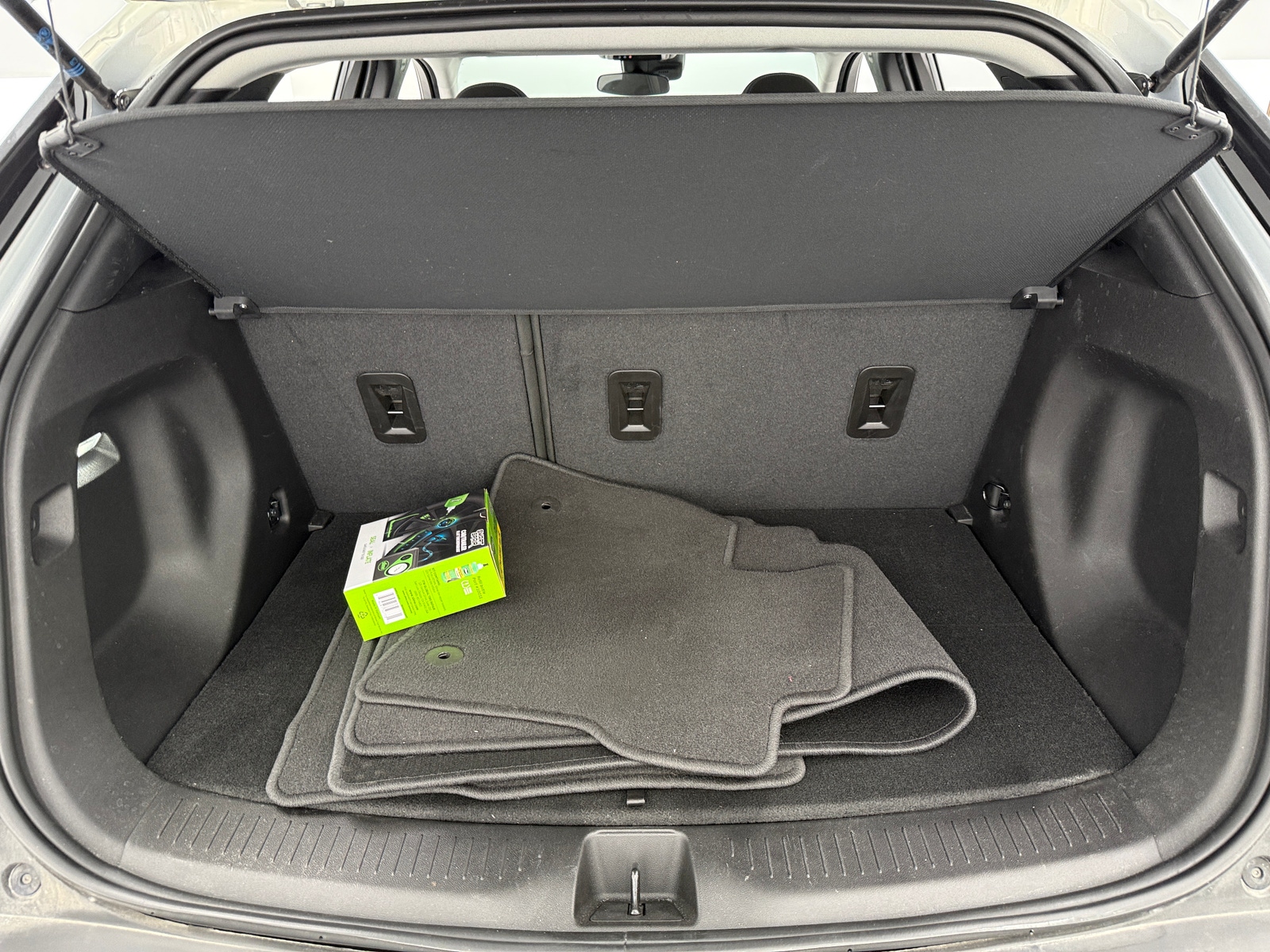 Thumbnail: 2023 Chevrolet Bolt EUV - 7