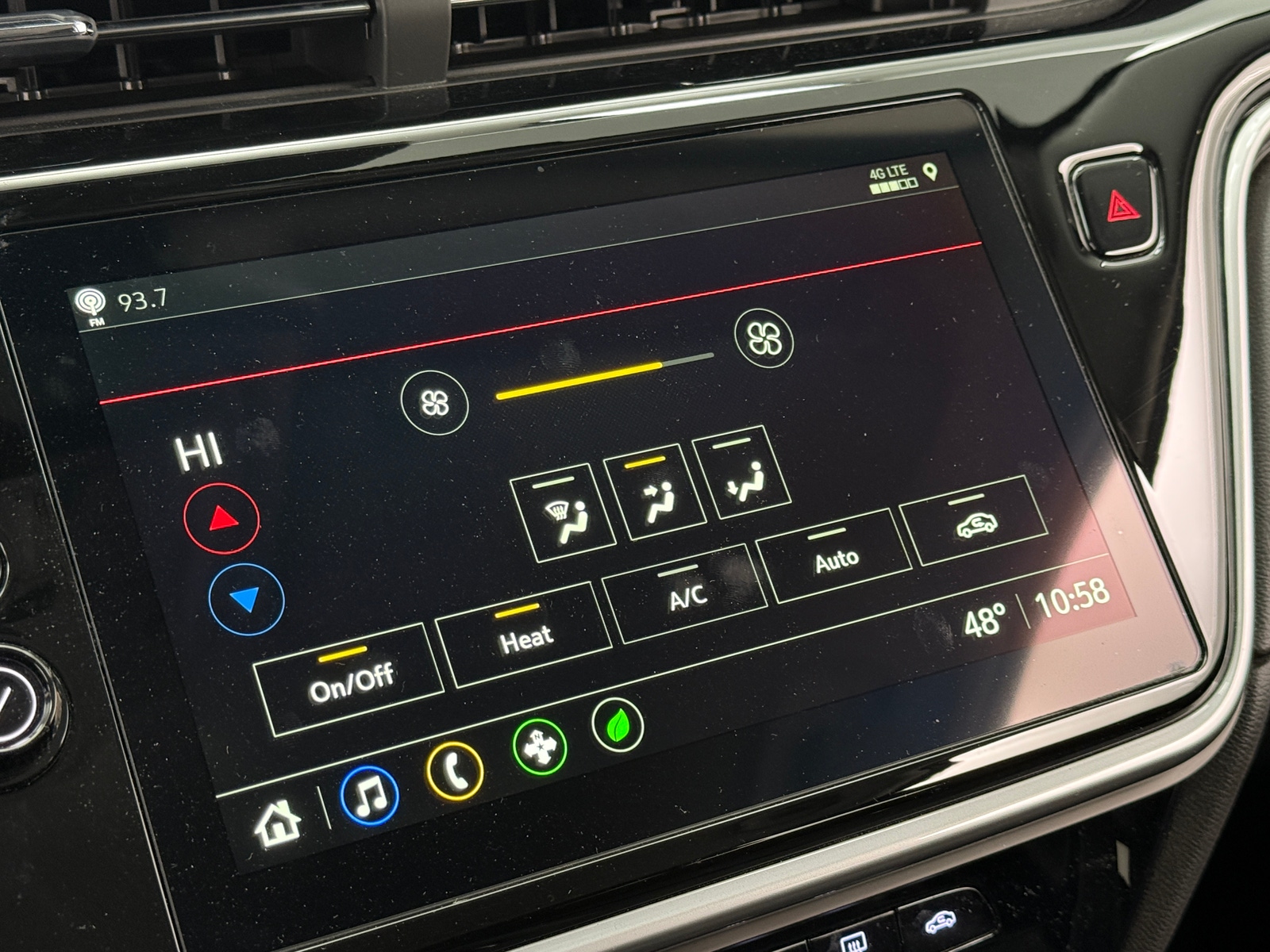 Thumbnail: 2023 Chevrolet Bolt EUV - 4