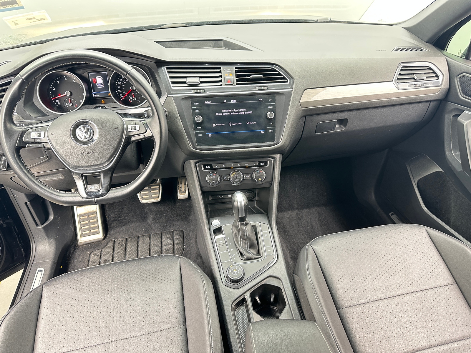 Thumbnail: 2021 Volkswagen Tiguan - 2