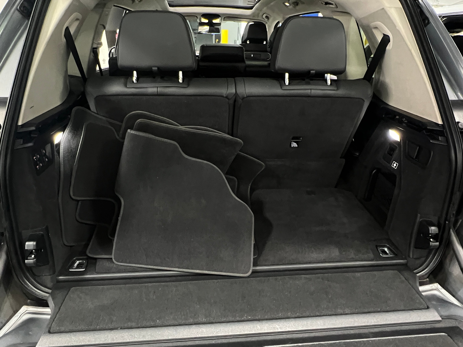 Thumbnail: 2024 BMW X7 - 6