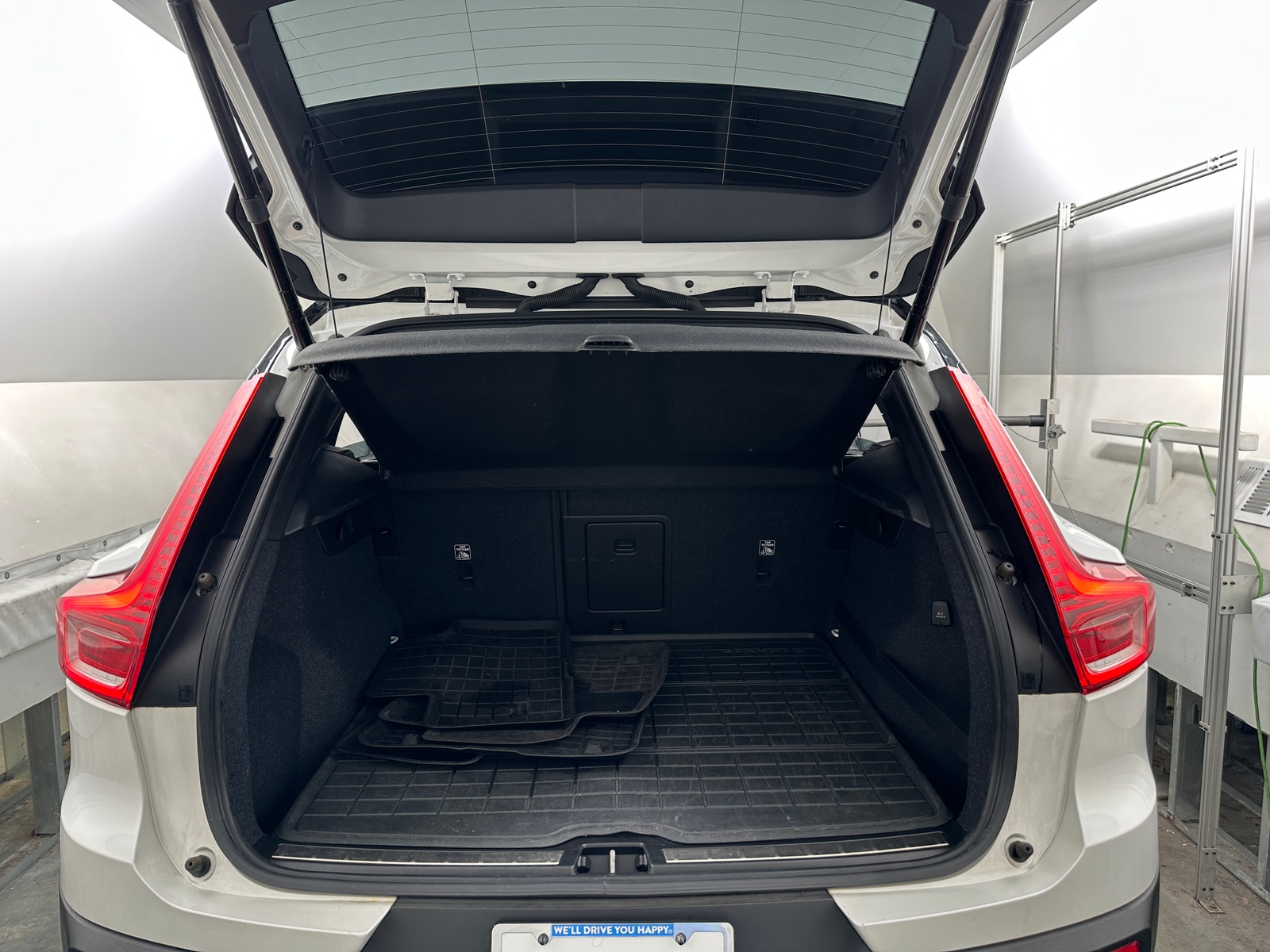 Thumbnail: 2020 Volvo XC40 - 6