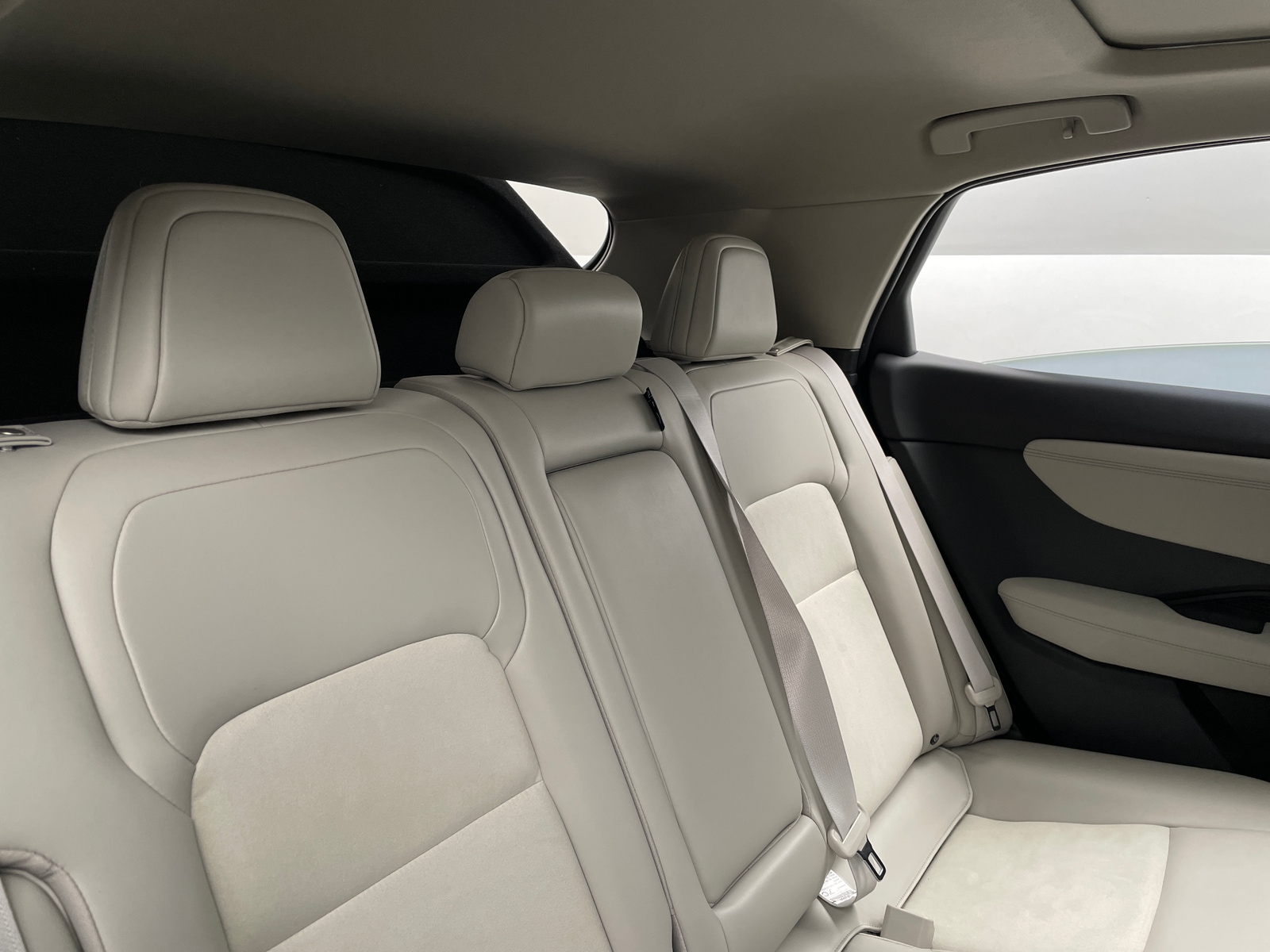 Thumbnail: 2024 Nissan Ariya - 5