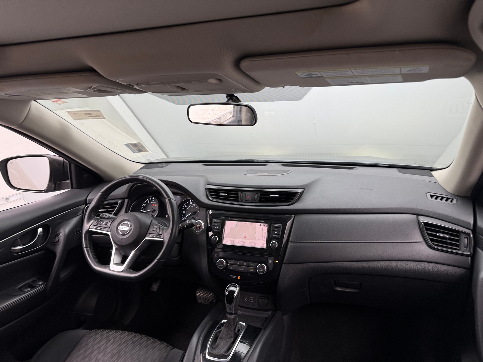 Thumbnail: 2018 Nissan Rogue - 3