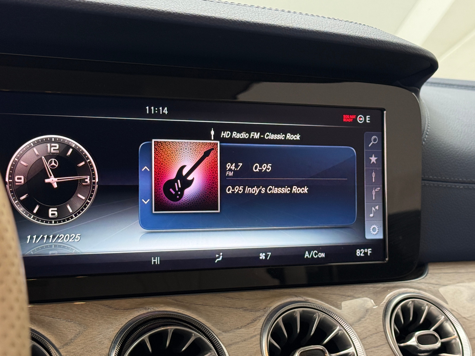 Thumbnail: 2018 Mercedes-Benz E-Class - 3