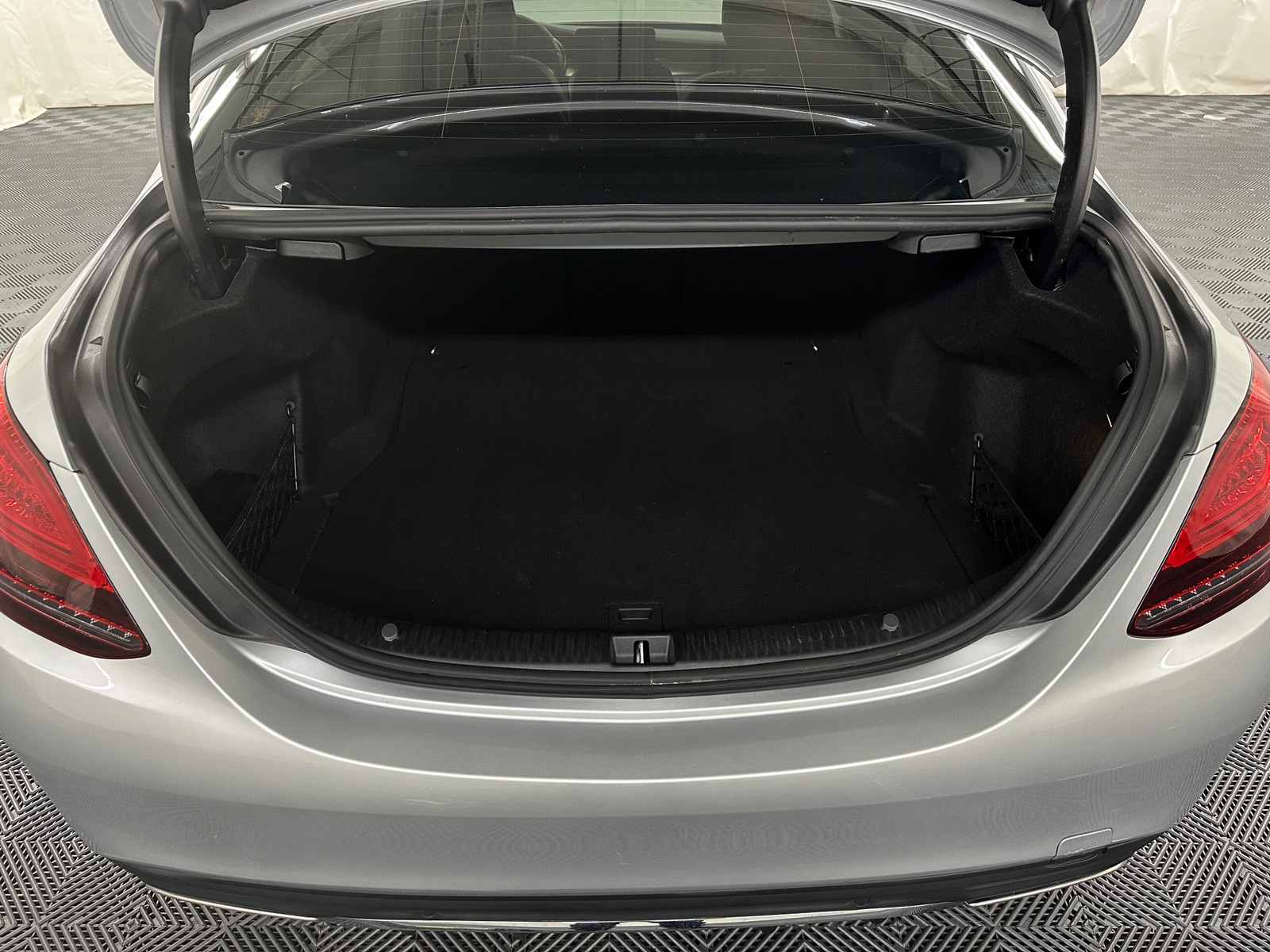 Thumbnail: 2021 Mercedes-Benz C-Class - 6