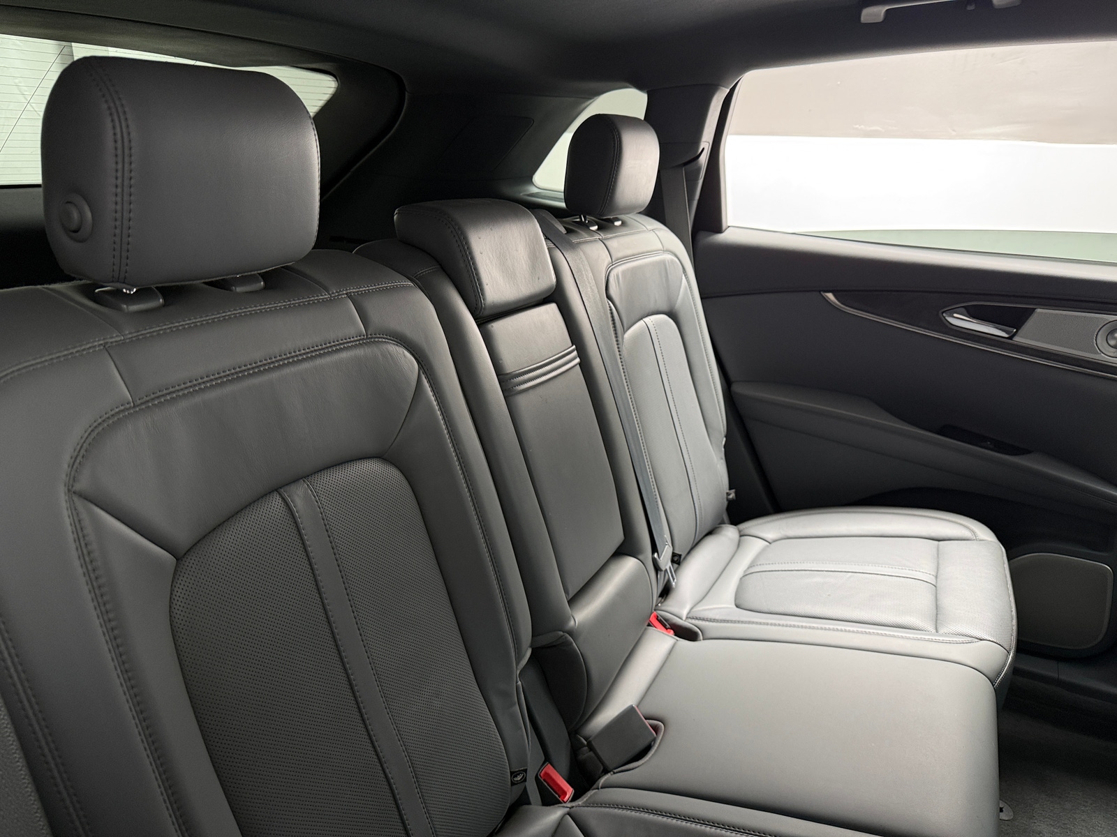 Thumbnail: 2019 Lincoln Nautilus - 5