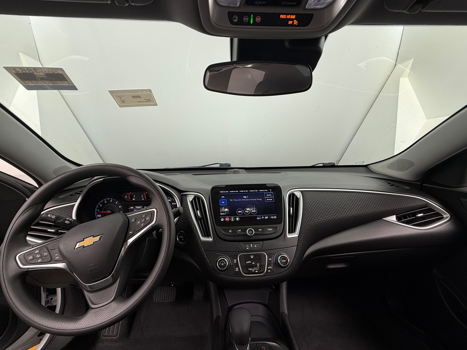 Thumbnail: 2024 Chevrolet Malibu - 3