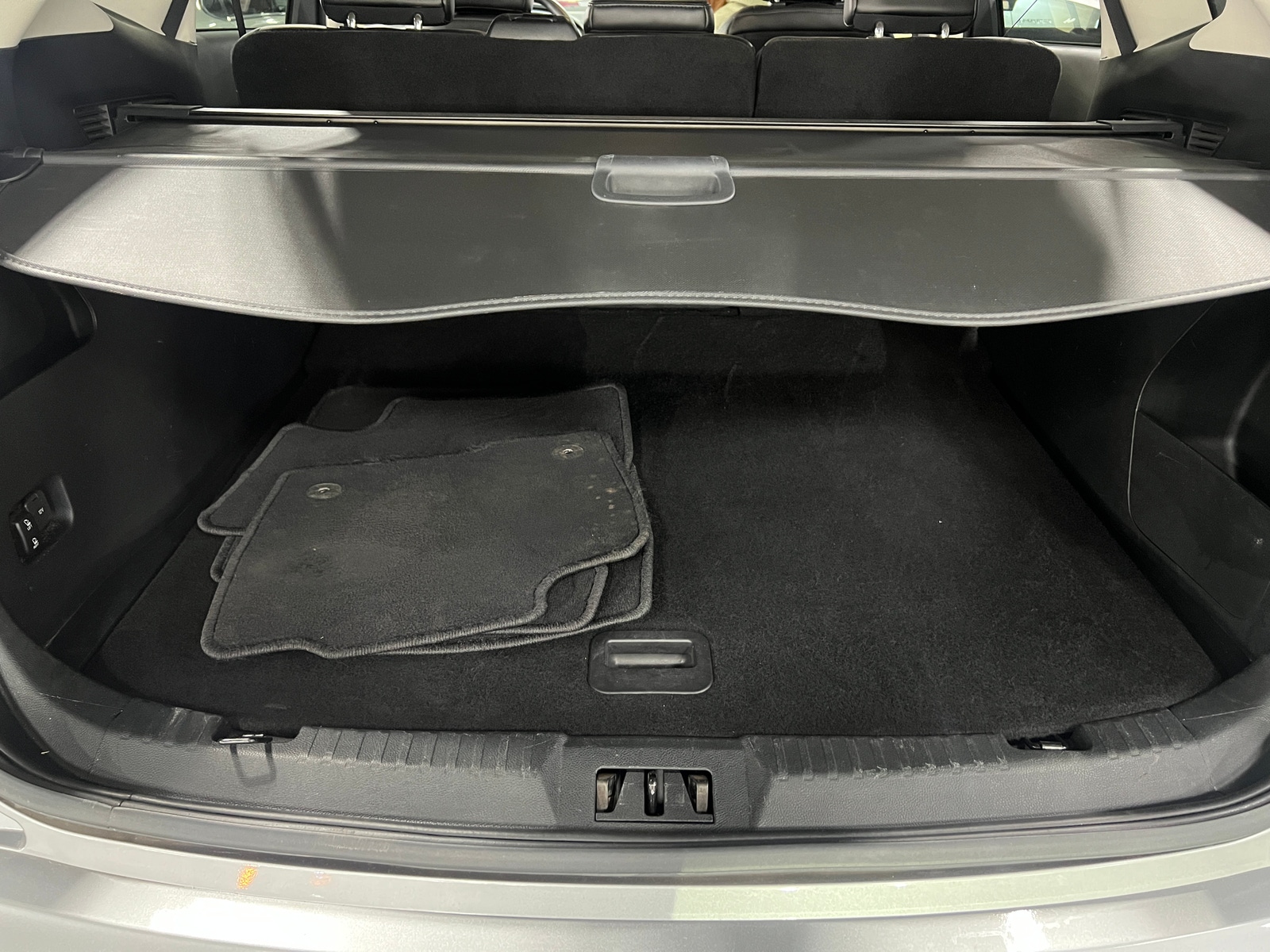 Thumbnail: 2020 Ford Edge - 6